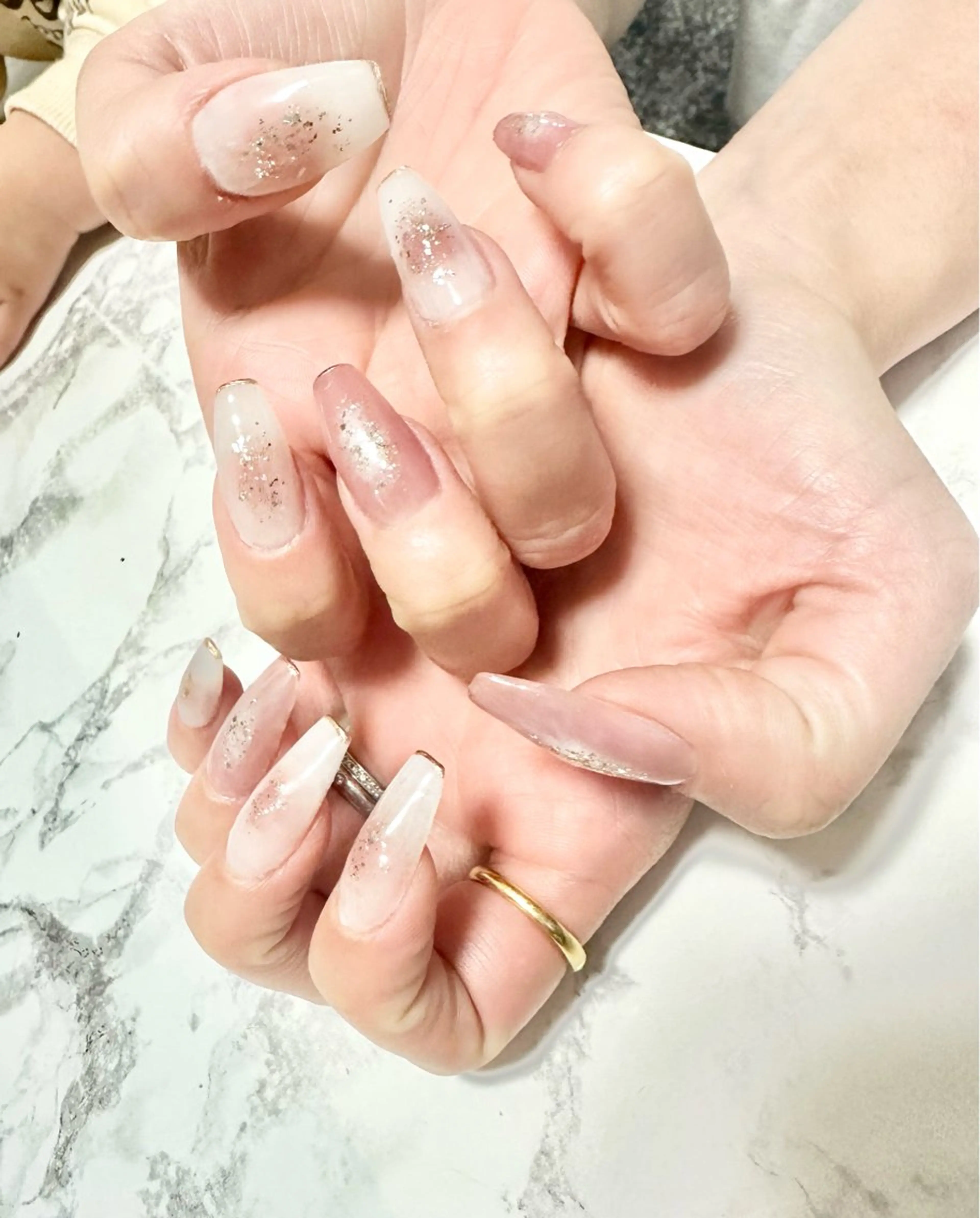ネイル チークネイル ハンドネイル フットネイル nailsalon glowのネイルデザイン