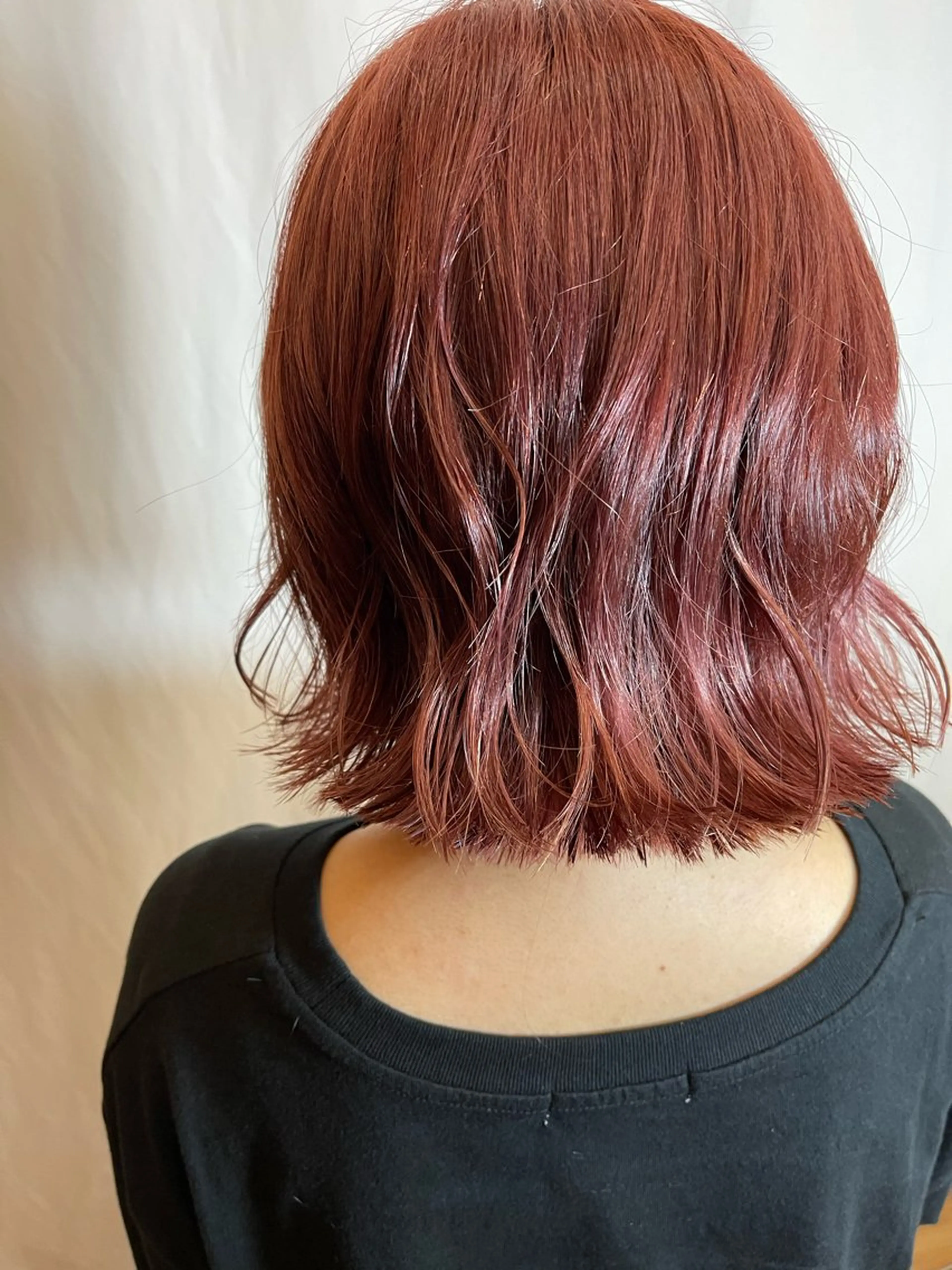 ミディアム 新宅 綾乃のヘアスタイル