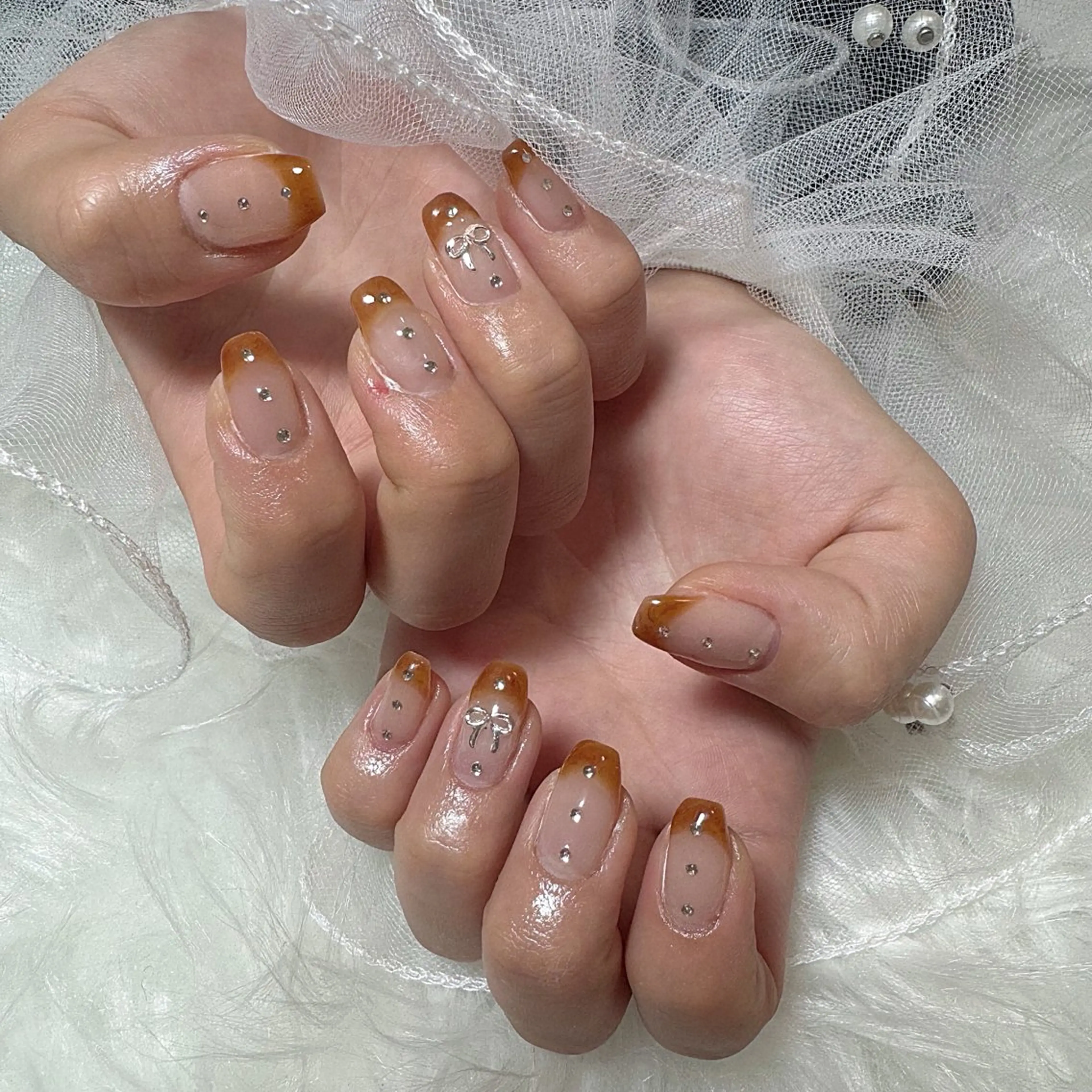 ネイル ハンドネイル シュシュ 🎀 girly nailのネイルデザイン