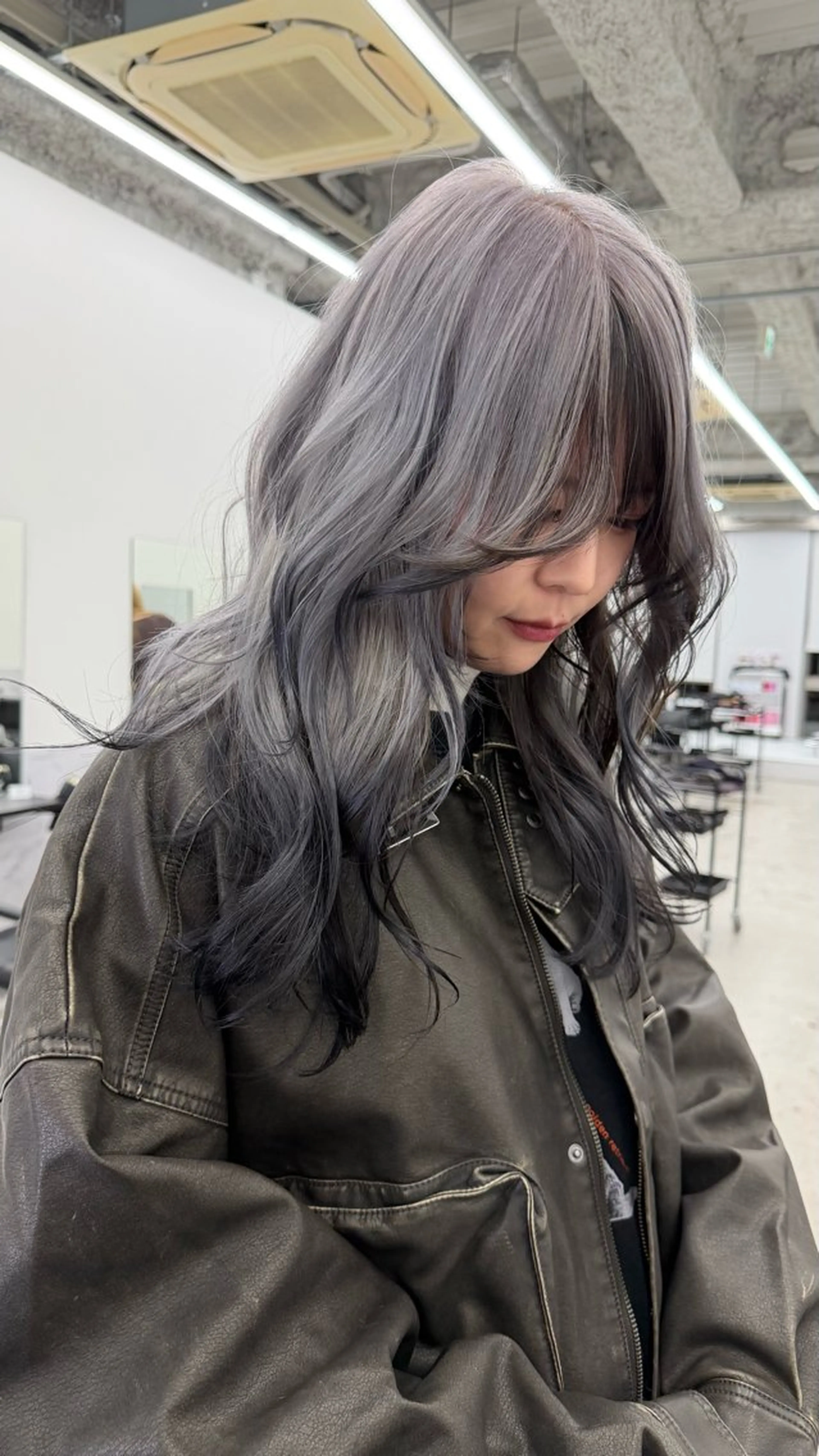 ロング ヘアカラー 八代 珠羽のヘアスタイル