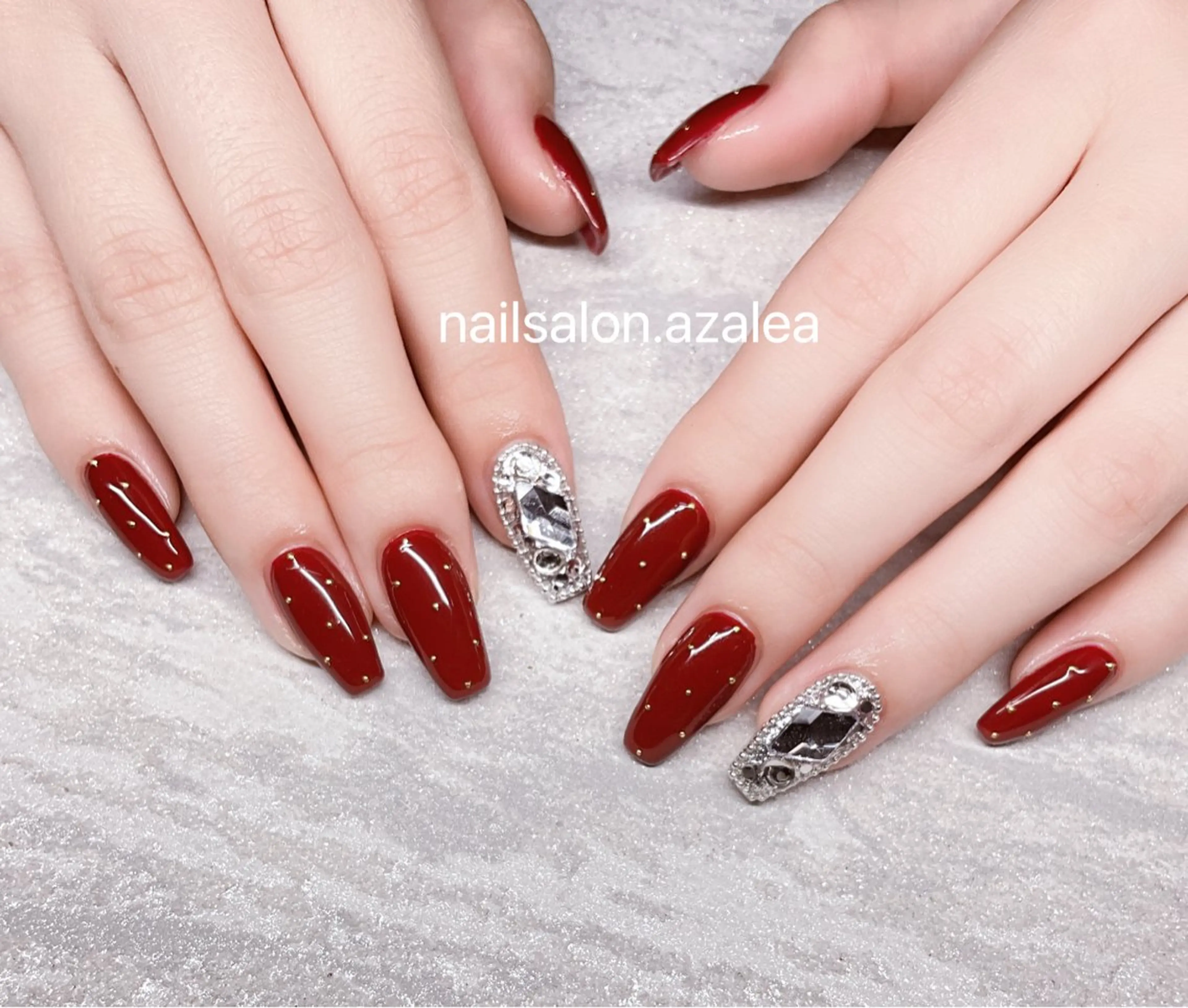 ネイル ハンドネイル R inのネイルデザイン