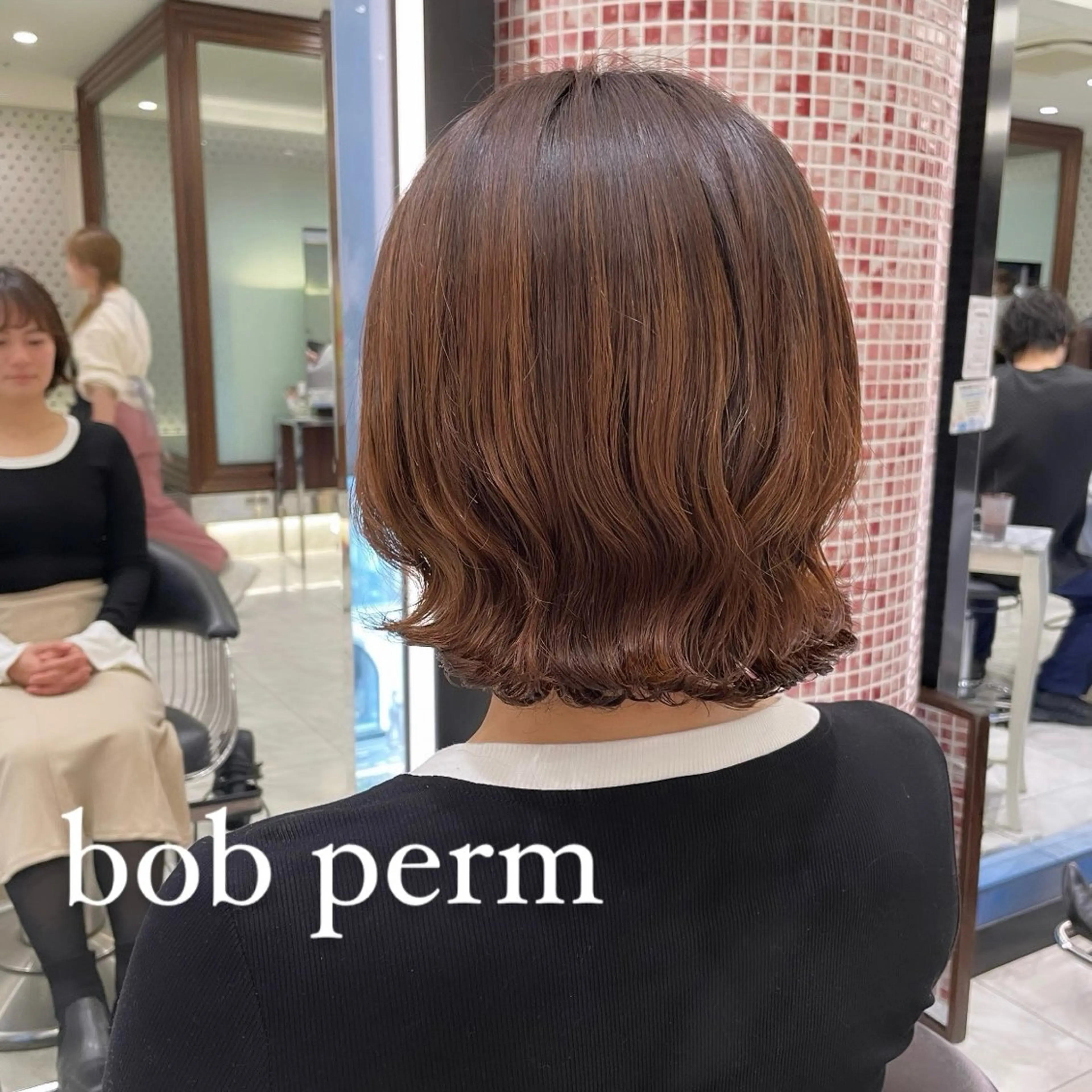 ショート パーマ ボブ くびれヘア 韓国風ヘア デジタルパーマ カット パーマ トリートメント ボブパーマ ♡ヨシカワハナコのヘアスタイル