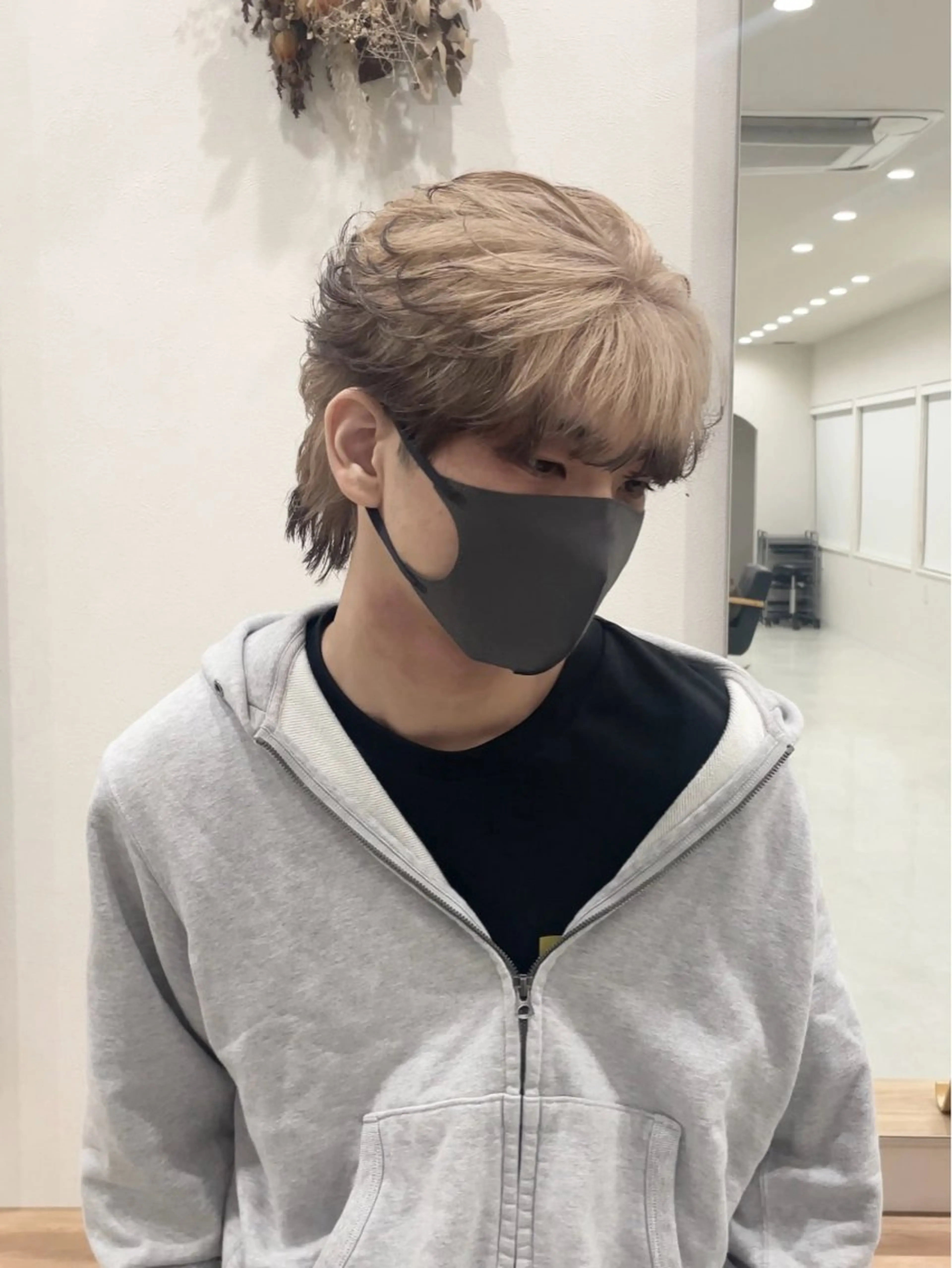 メンズカット+ケアブリーチハイトーンカラー16390円→12670円の写真