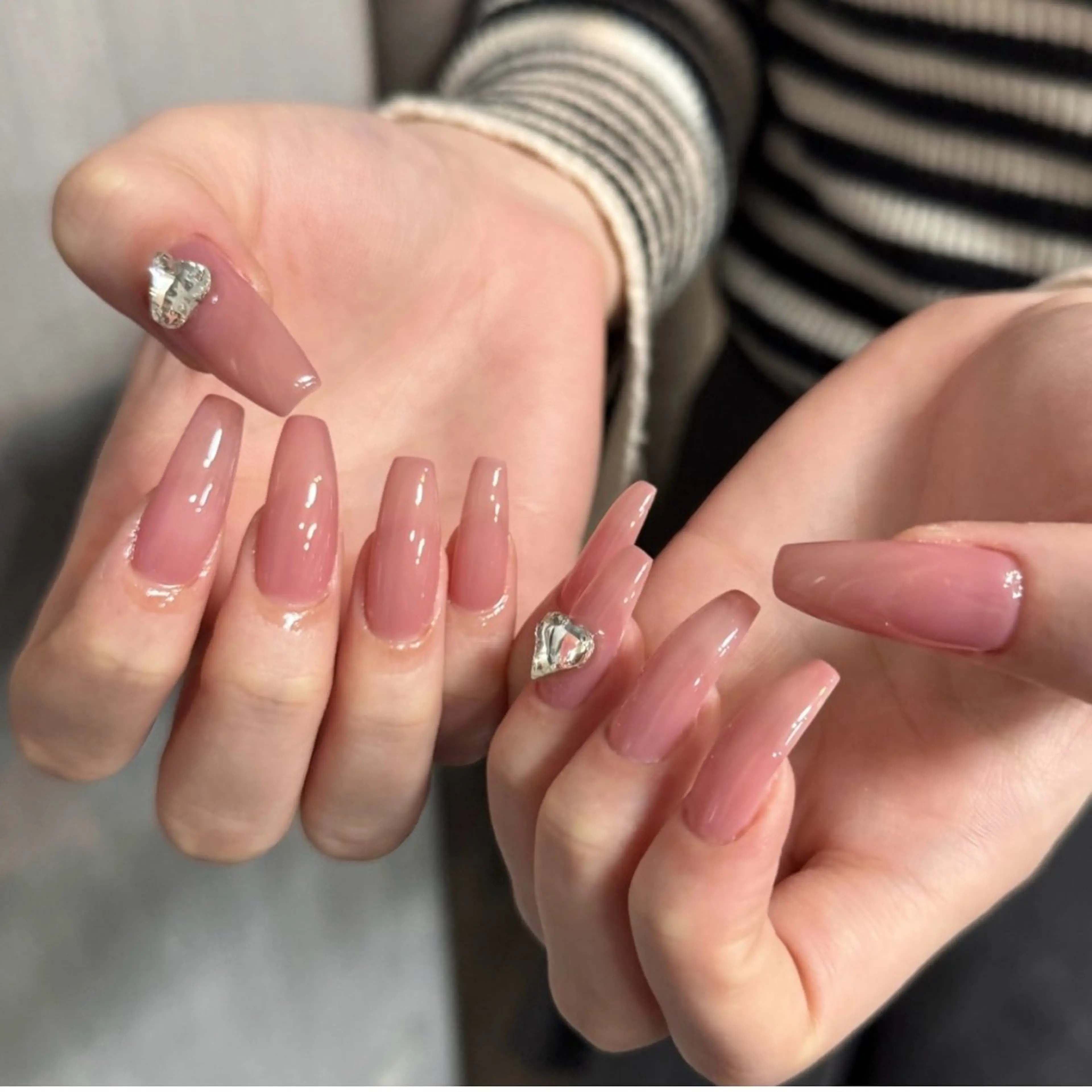 ネイル ハンドネイル 宮澤 朱里のネイルデザイン