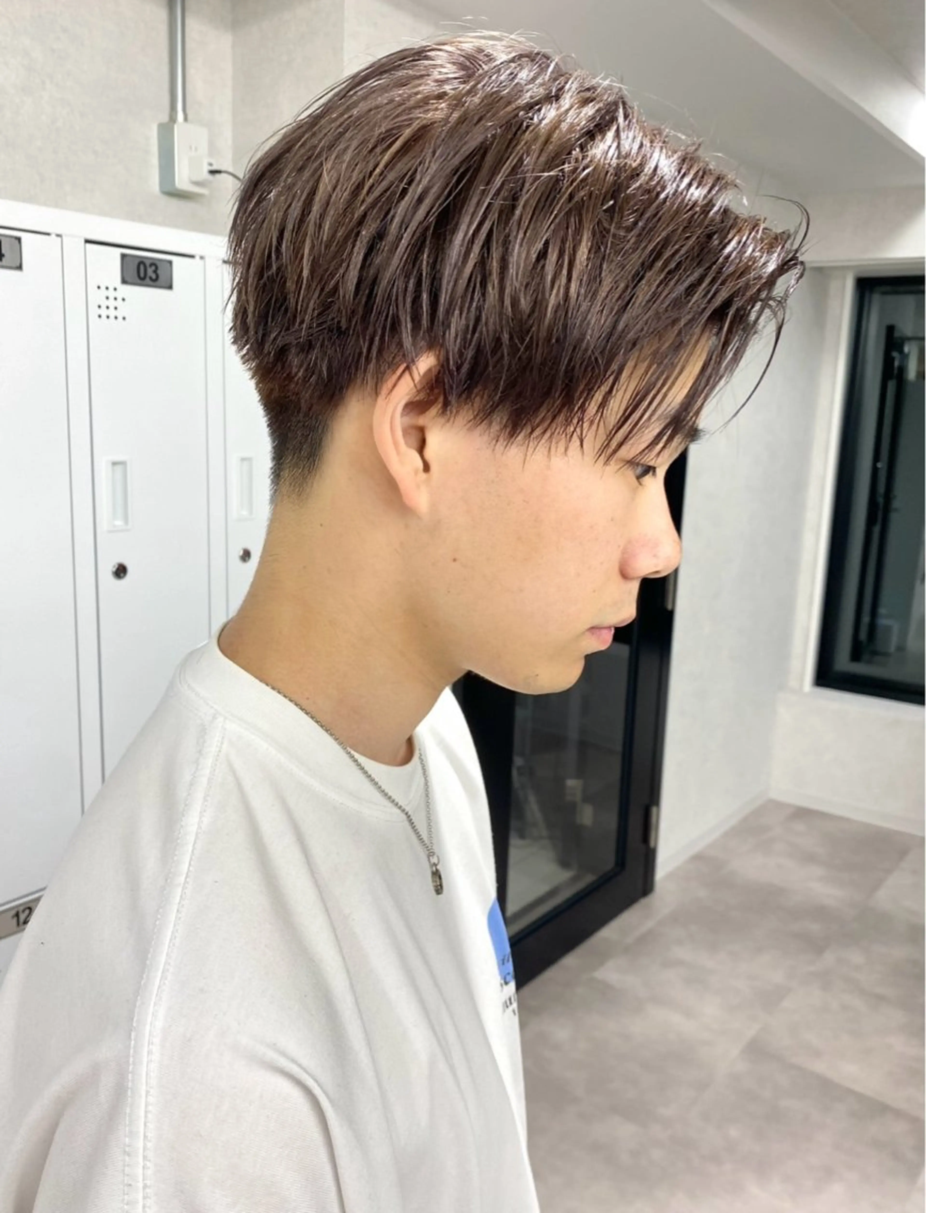 カラー メンズ 流行りのレイヤーカッ ト得意💖akariのヘアスタイル