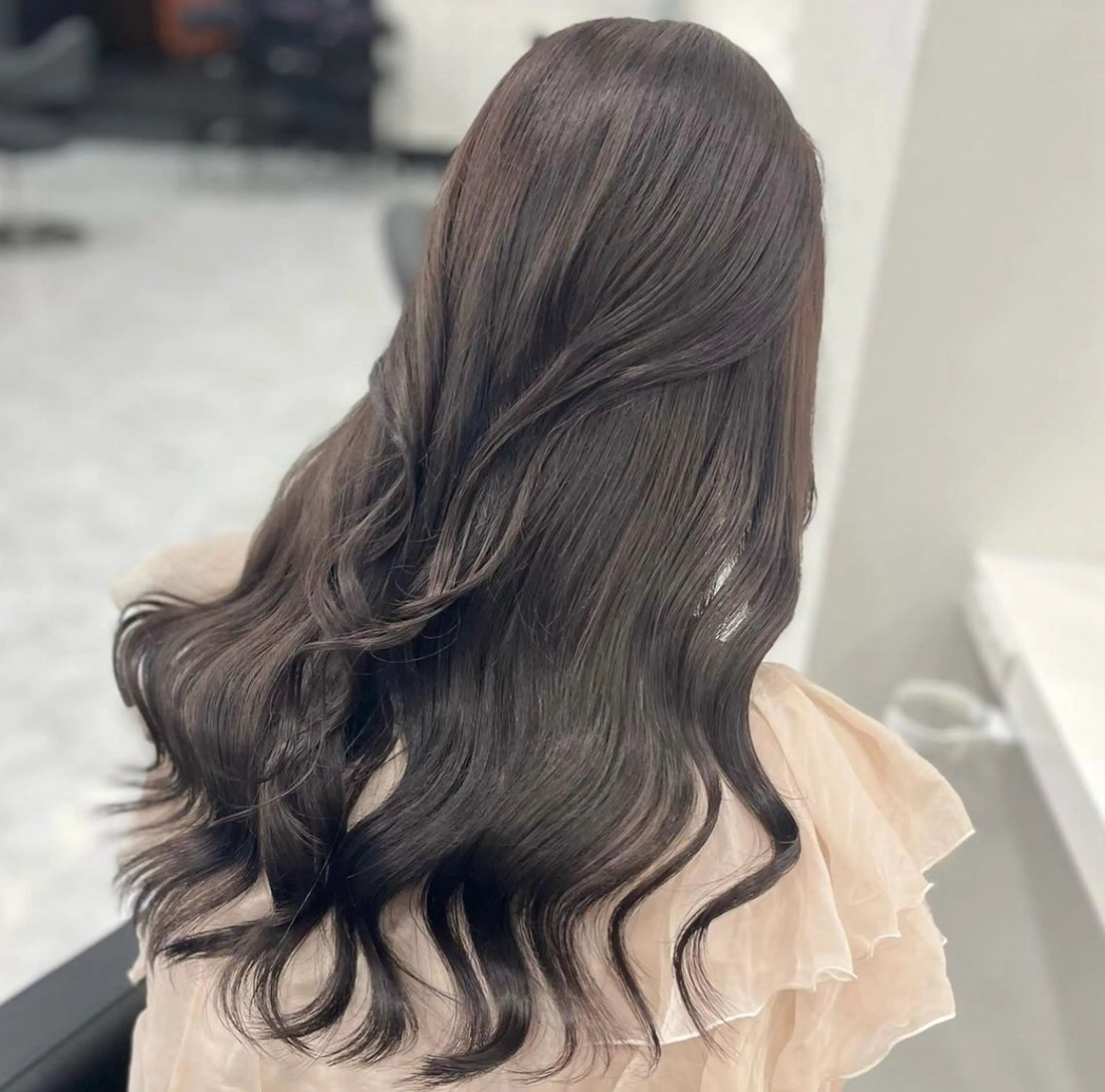 ロング カラー ヘアアレンジ カット ヘアカラー トリートメント ヘッドスパ ヘアセット 透明感ラベンダー💗 SHOのヘアスタイル