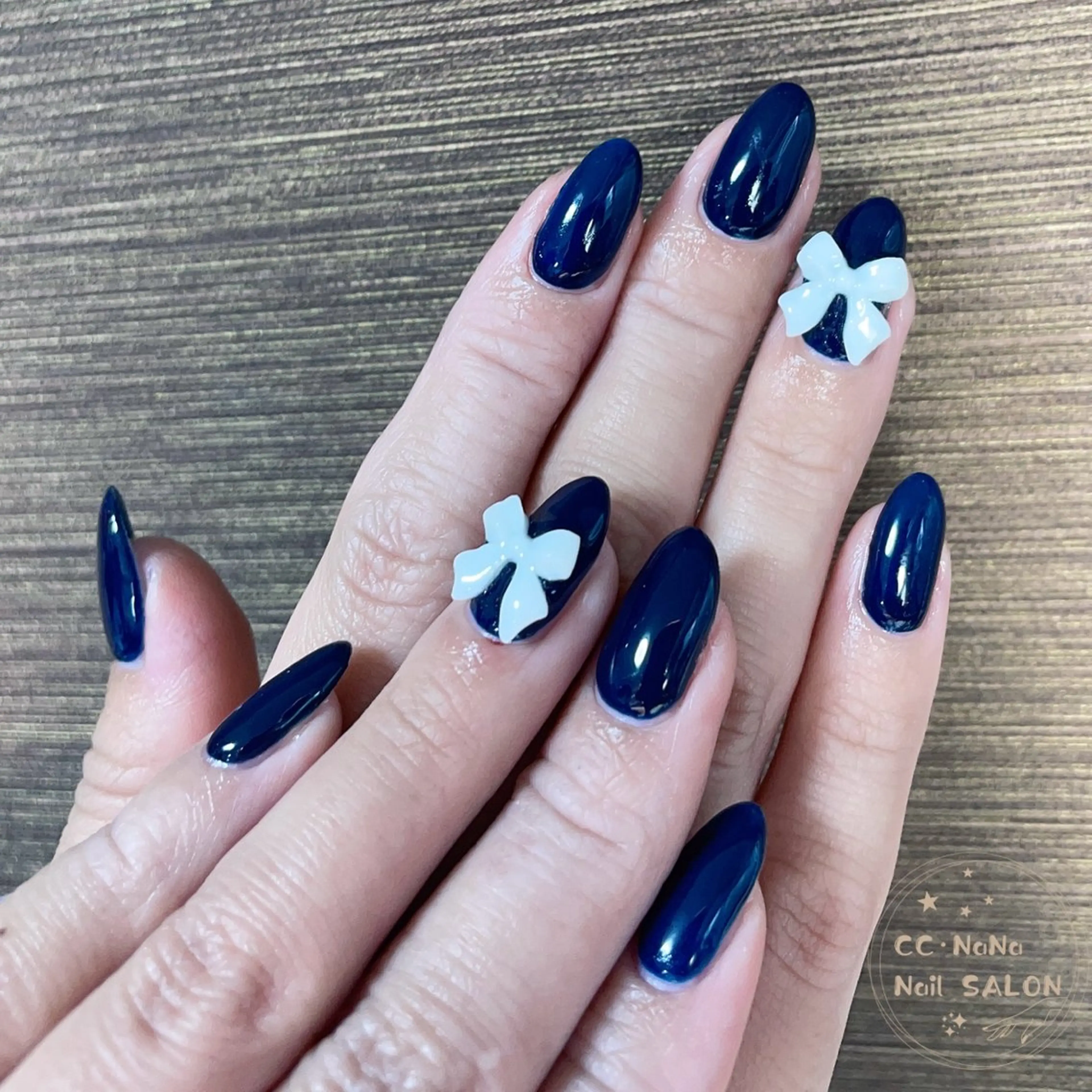 ネイル チークネイル フラッシュネイル ハート キラキラネイル 韓国ネイル ハンドネイル 💎CC・NaNa 韓国風ネイル🌙のネイルデザイン