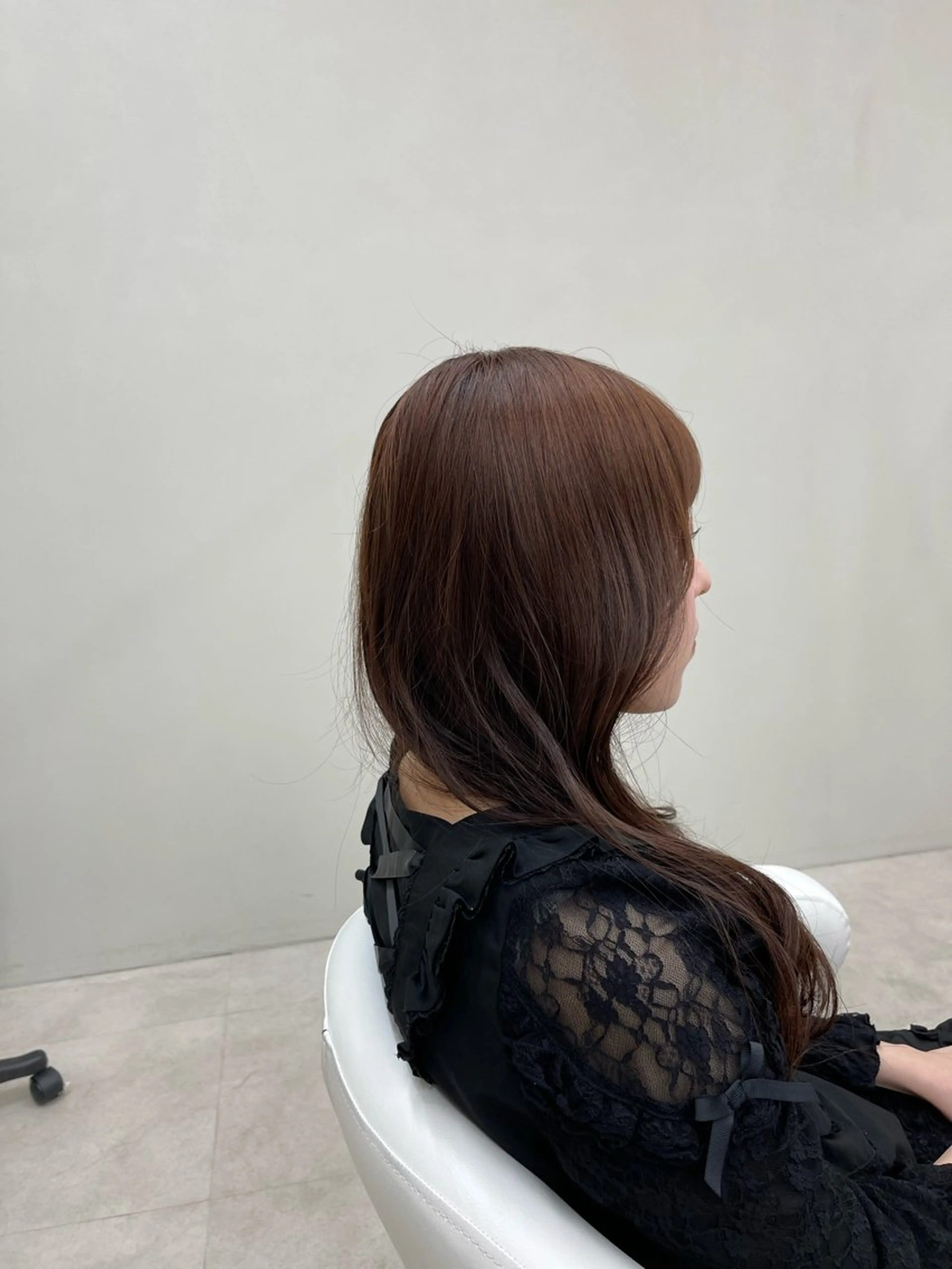 セミロング 透明感カラー🎨 磯部拓磨のヘアスタイル