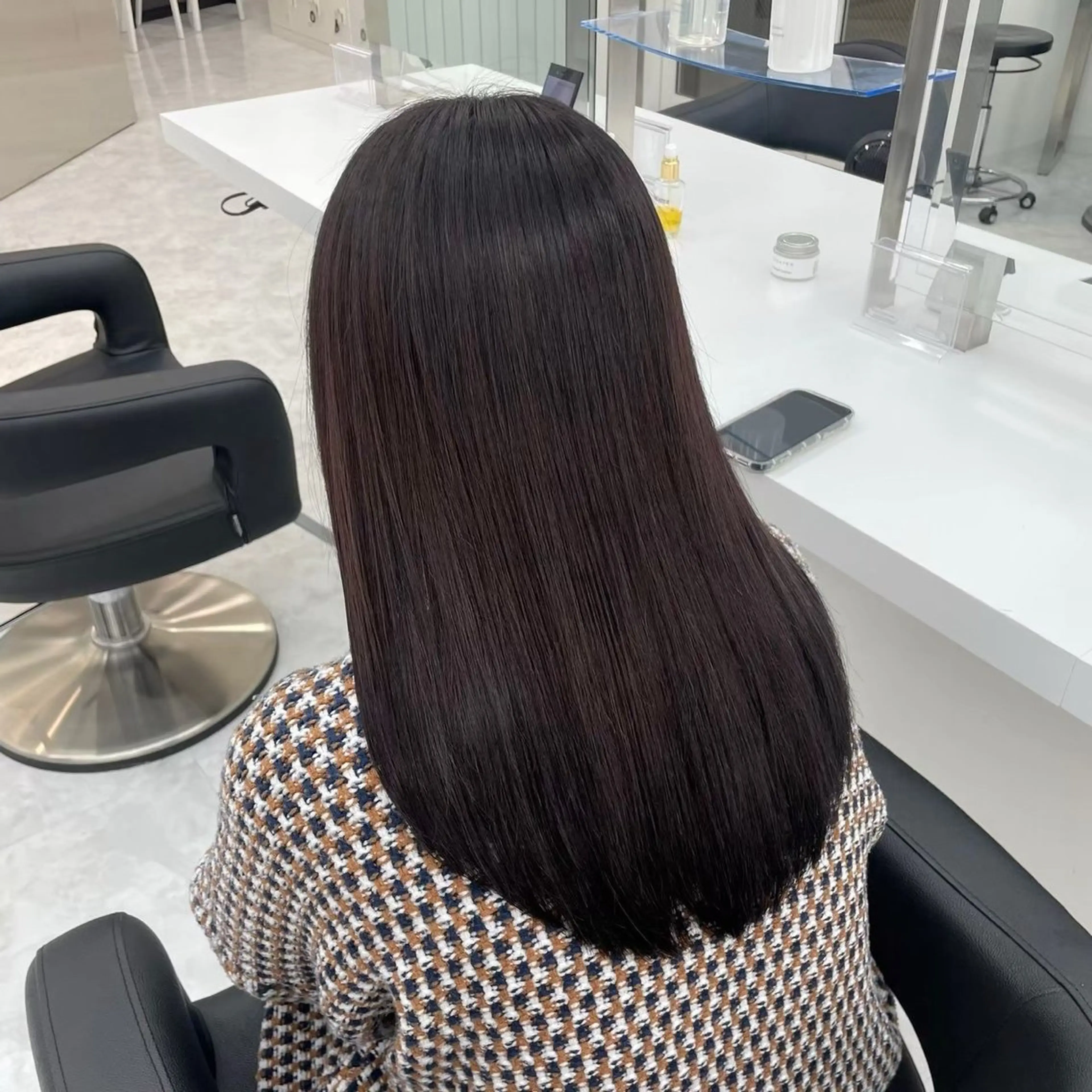 セミロング 透明感ハイトーン☁️ 斗和🫧天神のヘアスタイル