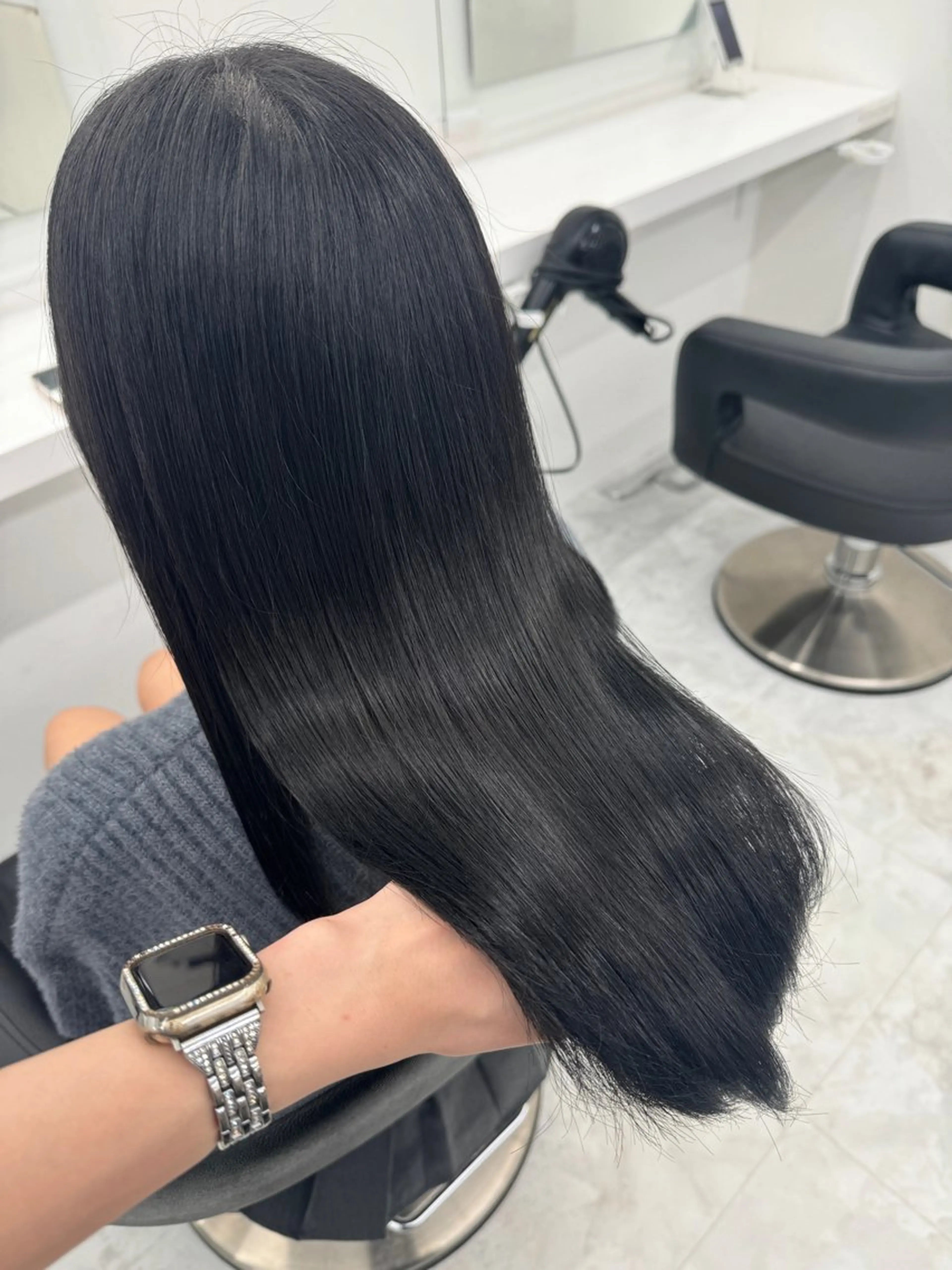 ロング カラー カット ヘアカラー トリートメント ヘッドスパ ヘアセット 💖透明感カラー＆暗 髪専門💖Akariのヘアスタイル