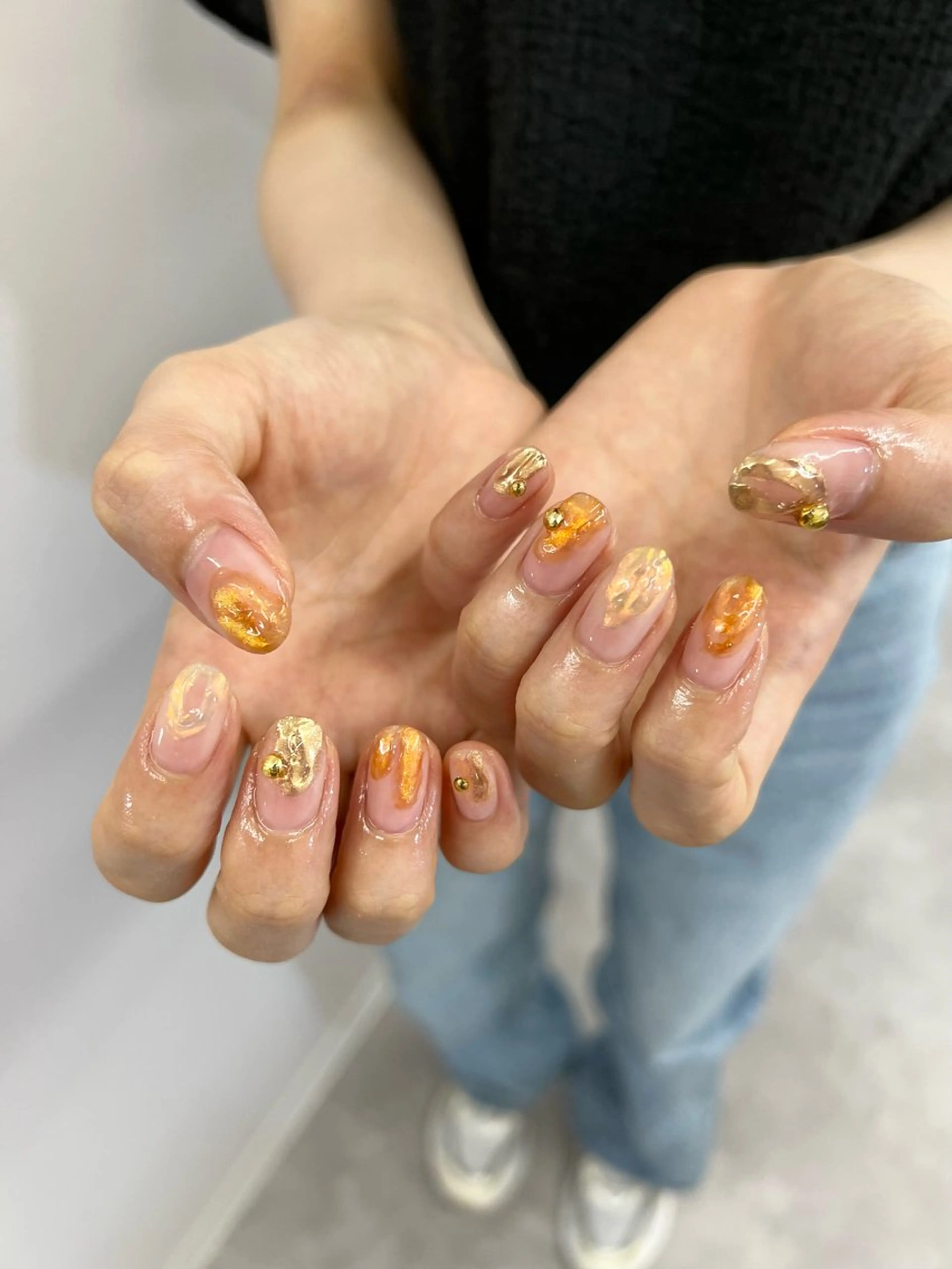 ネイル オーロラネイル ジェルネイル ゴールド マグネットネイル ミラーネイル ハンドネイル ハンドケア Bana_ Nailのネイルデザイン