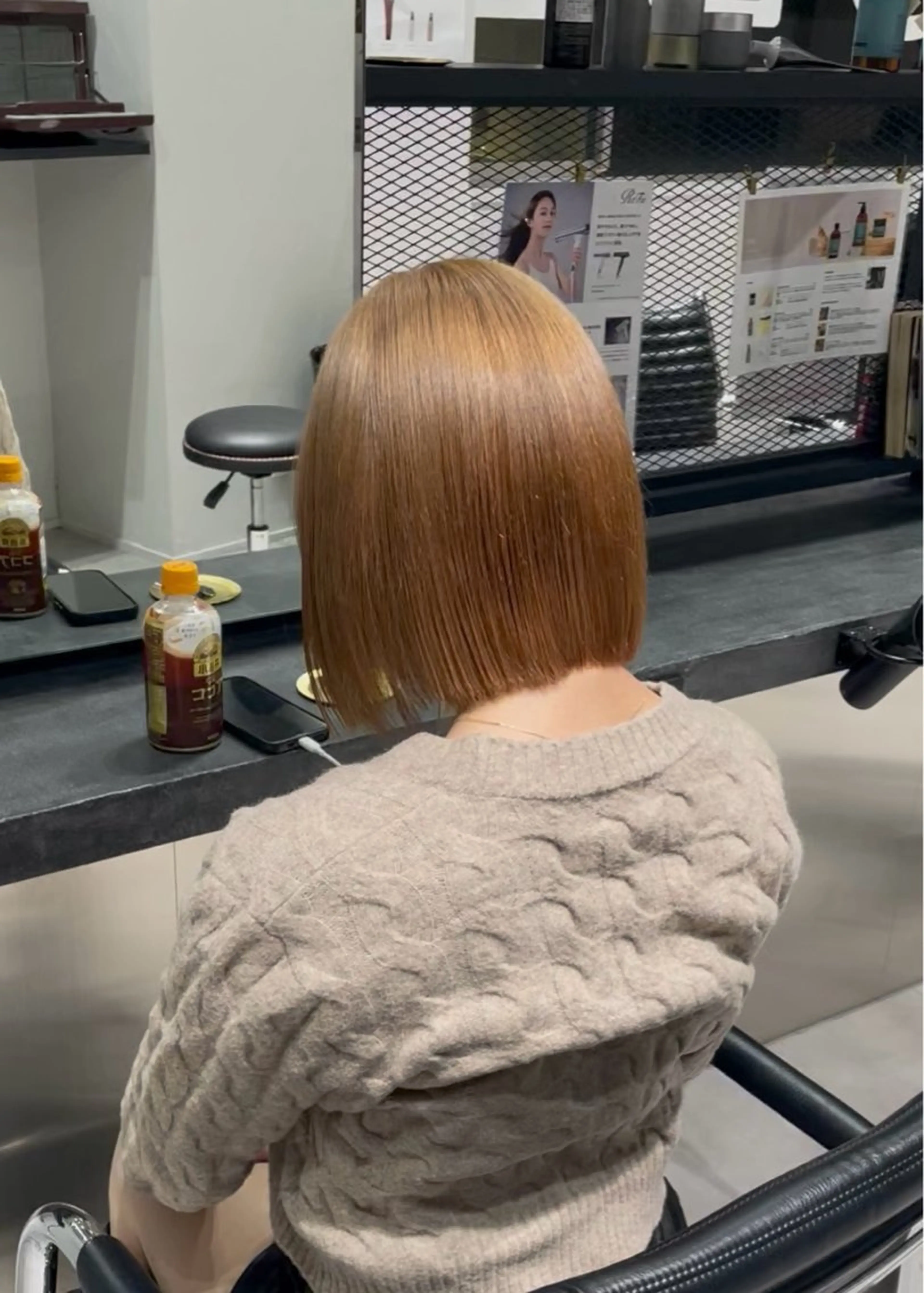 ショート カラー ベージュカラー ブリーチ ミルクティーベージュ ヘアカラー トリートメント 🌷ケアブリーチ /透明感/れい🌷のヘアスタイル