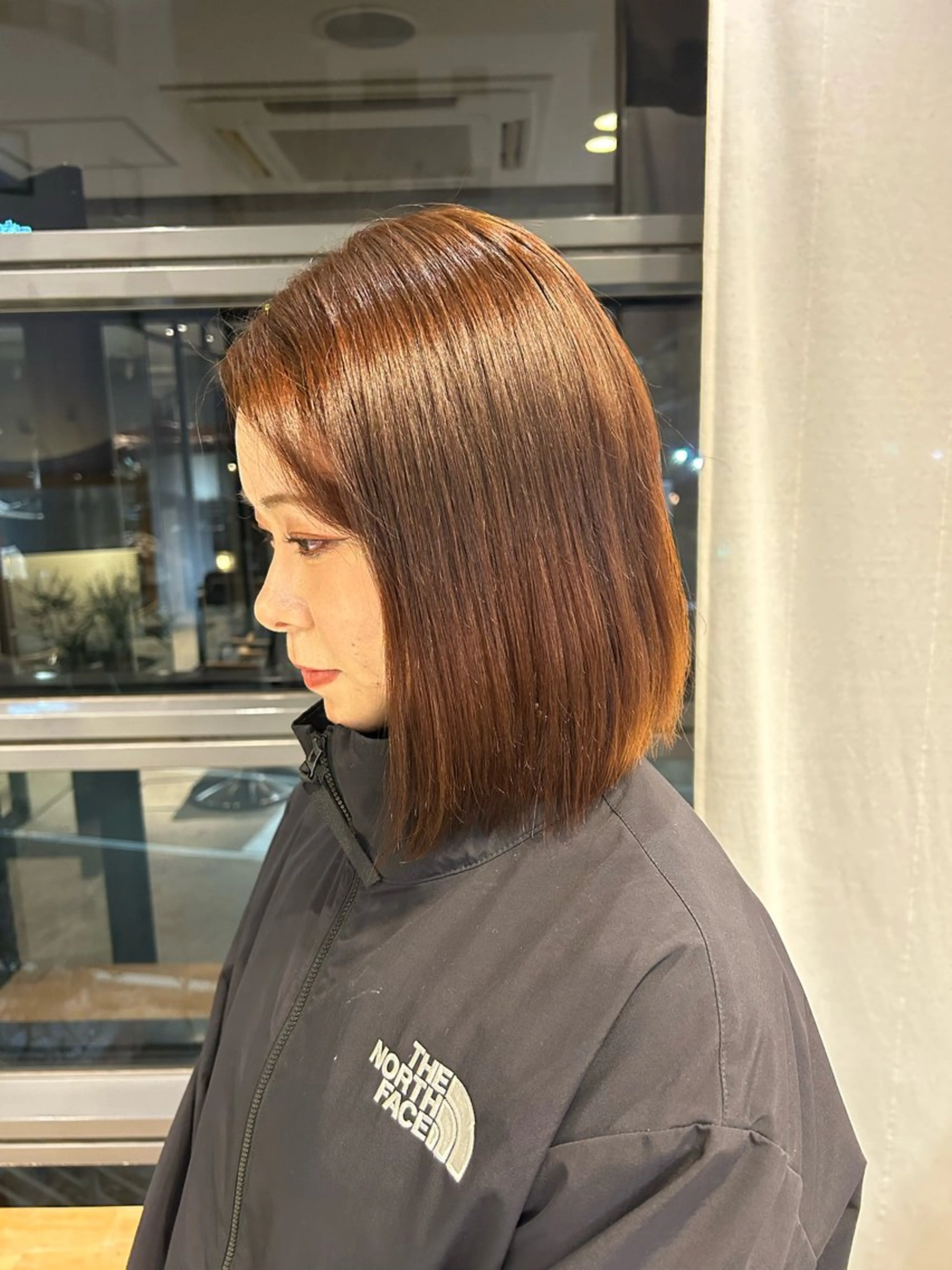ミディアム カラー 馬場 菜乃夏のヘアスタイル
