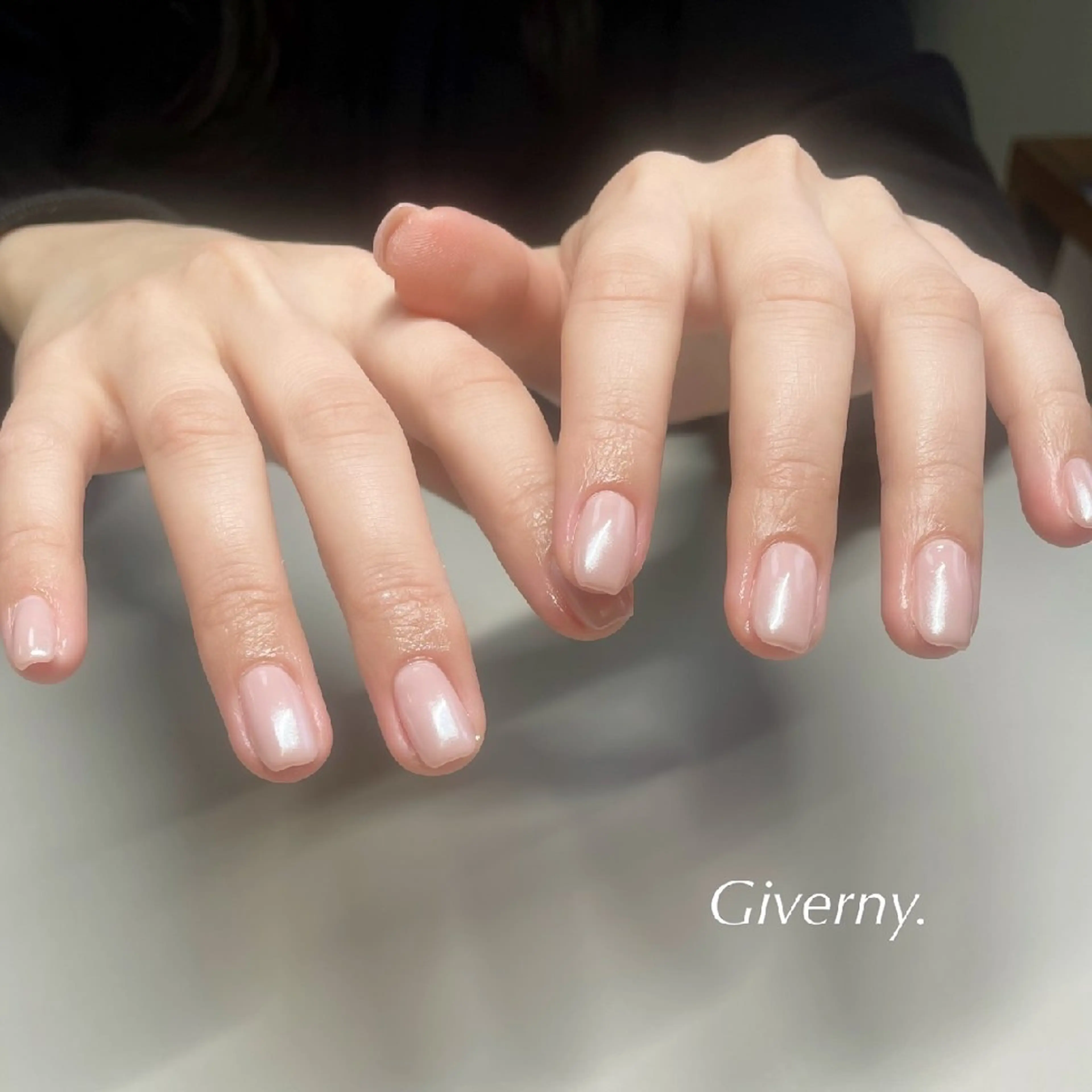 ネイル オフィスネイル ワンカラーネイル ハンドネイル Giverny .のネイルデザイン