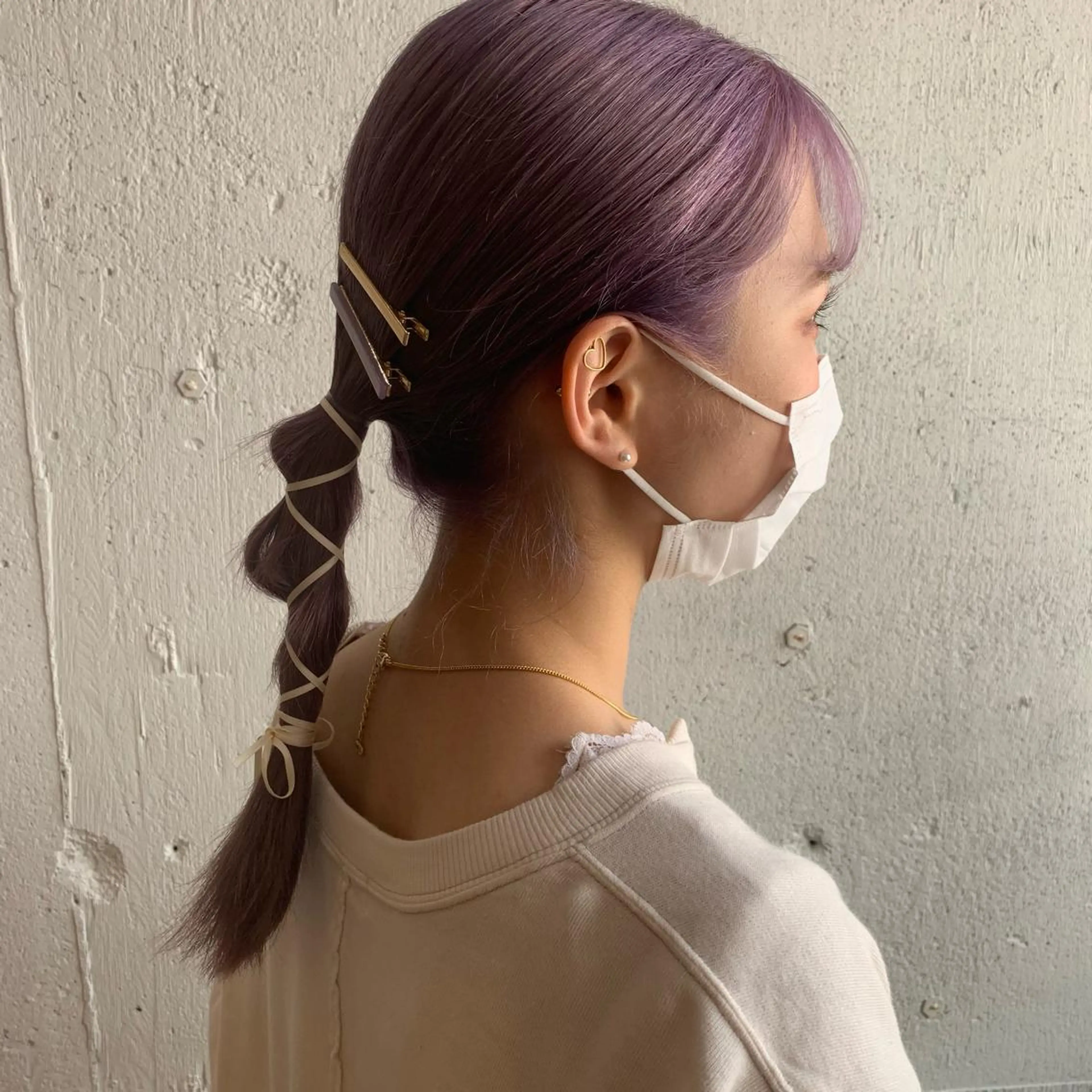 セミロング カラー ブリーチ ラベンダーカラー EIGHT 中川原   菜々子のヘアスタイル