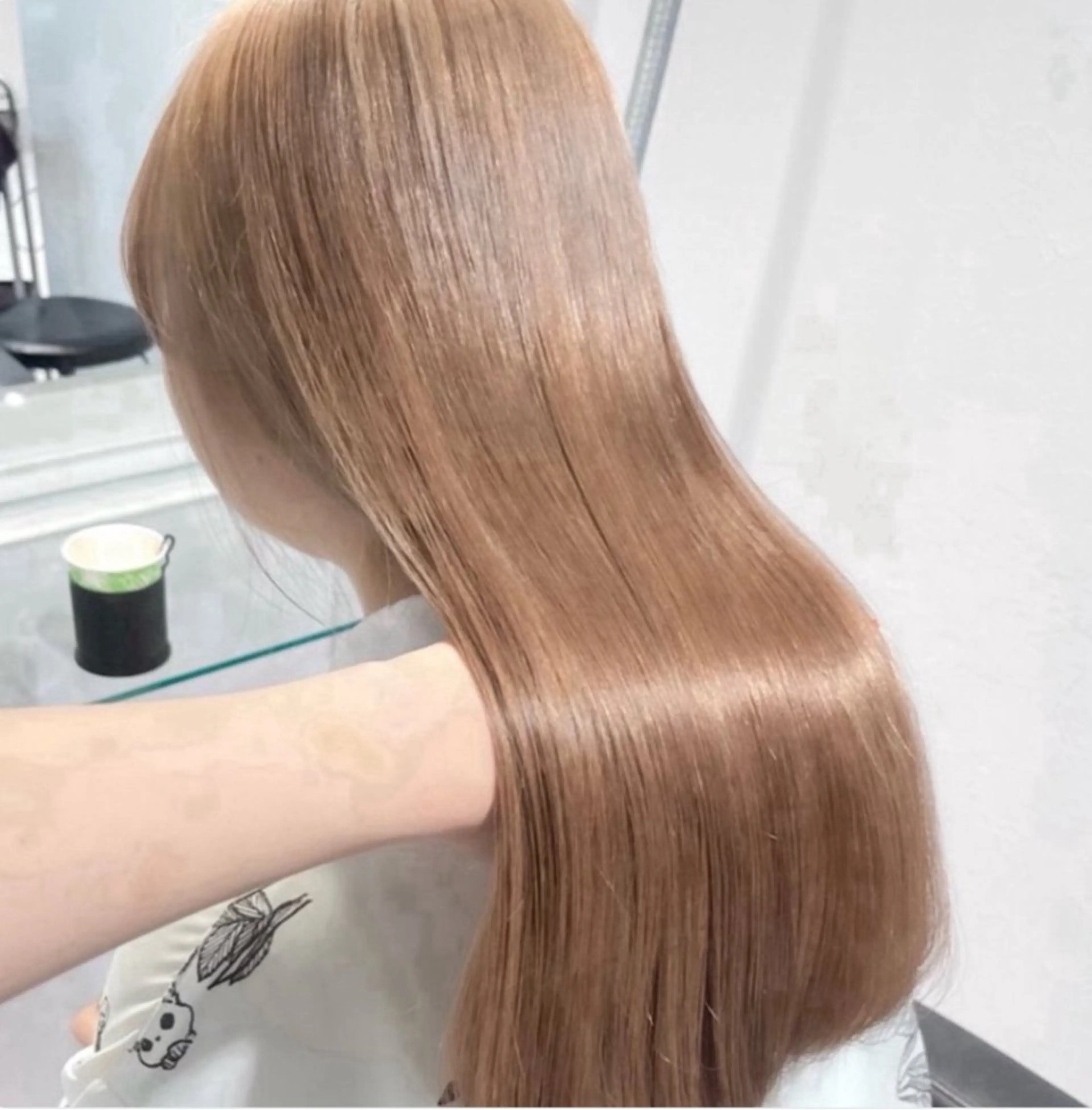 ロング カラー 🫧うる艶トレンド 🫧透明感カラーのヘアスタイル