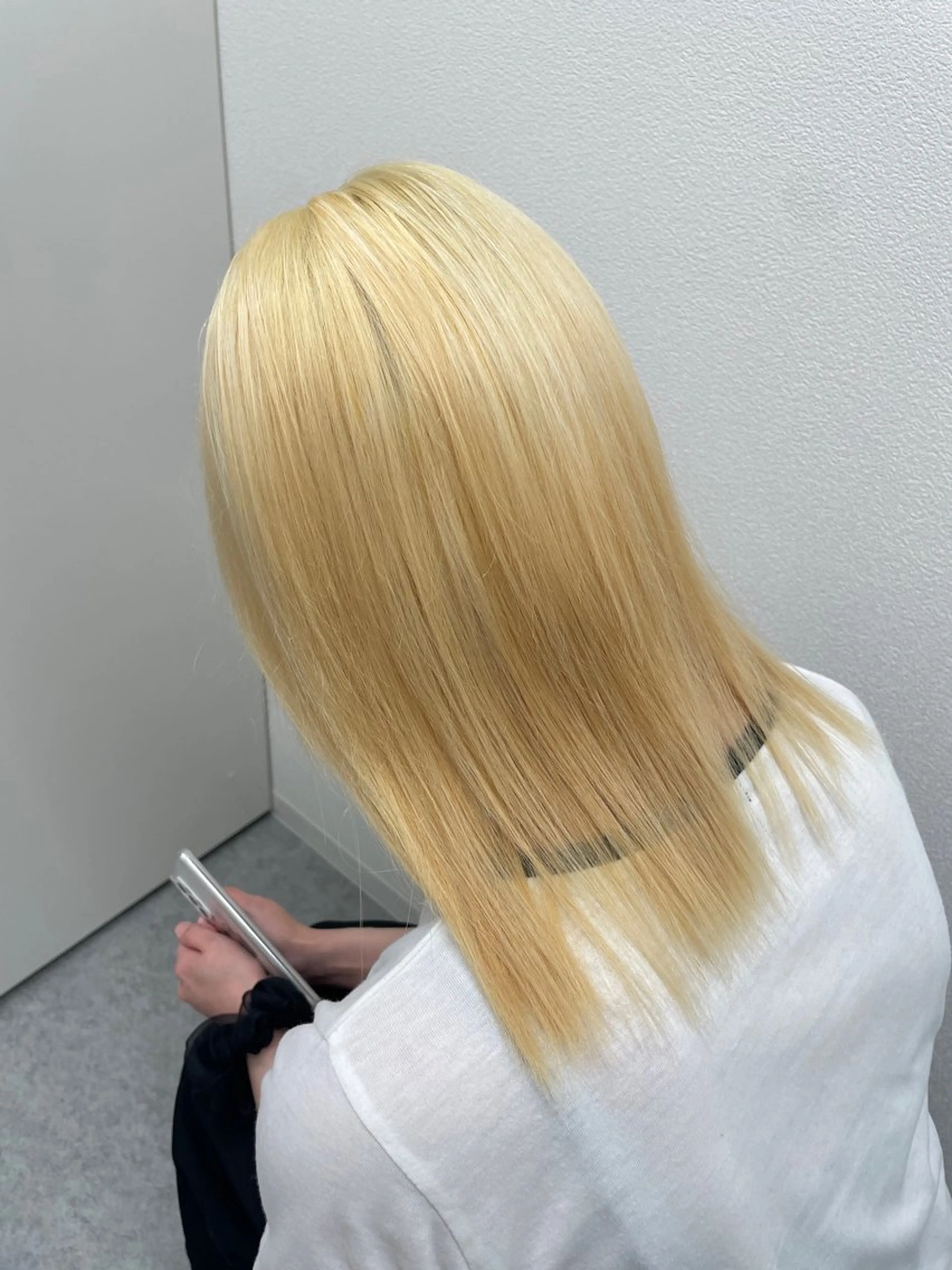 ロング ヘアカラー 大人上品🤍明るめ ベージュ🤍REOのヘアスタイル