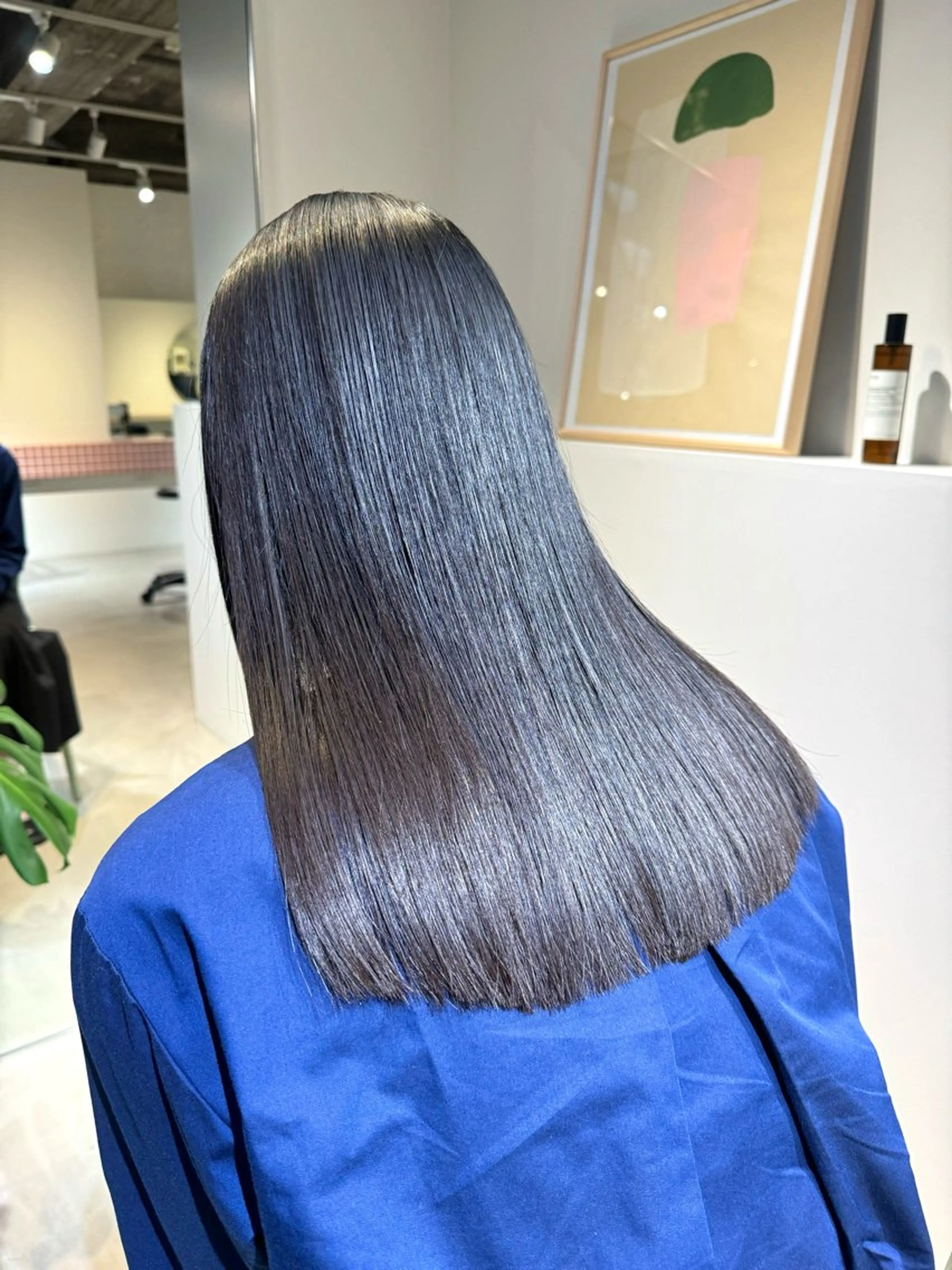 セミロング アッシュ ボブ 髪質改善 レイヤーカット 縮毛矯正 eto所属・髪質改善スペシャリス ト長尾勇弥/梅田中津のヘアスタイル