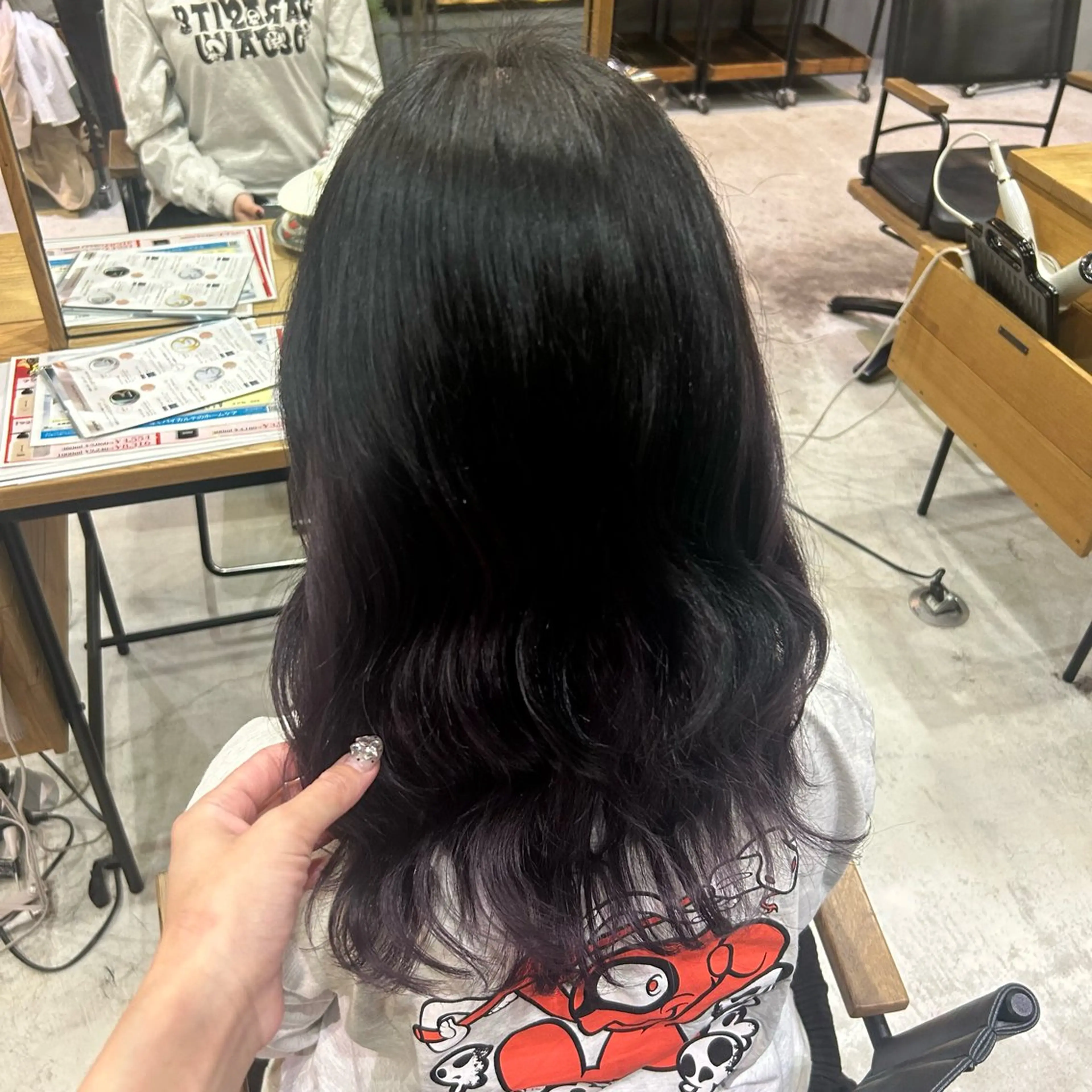 ミディアム ヘアカラー ✨ハイトーン/暗髪/ ハイライト/松岡✨のヘアスタイル