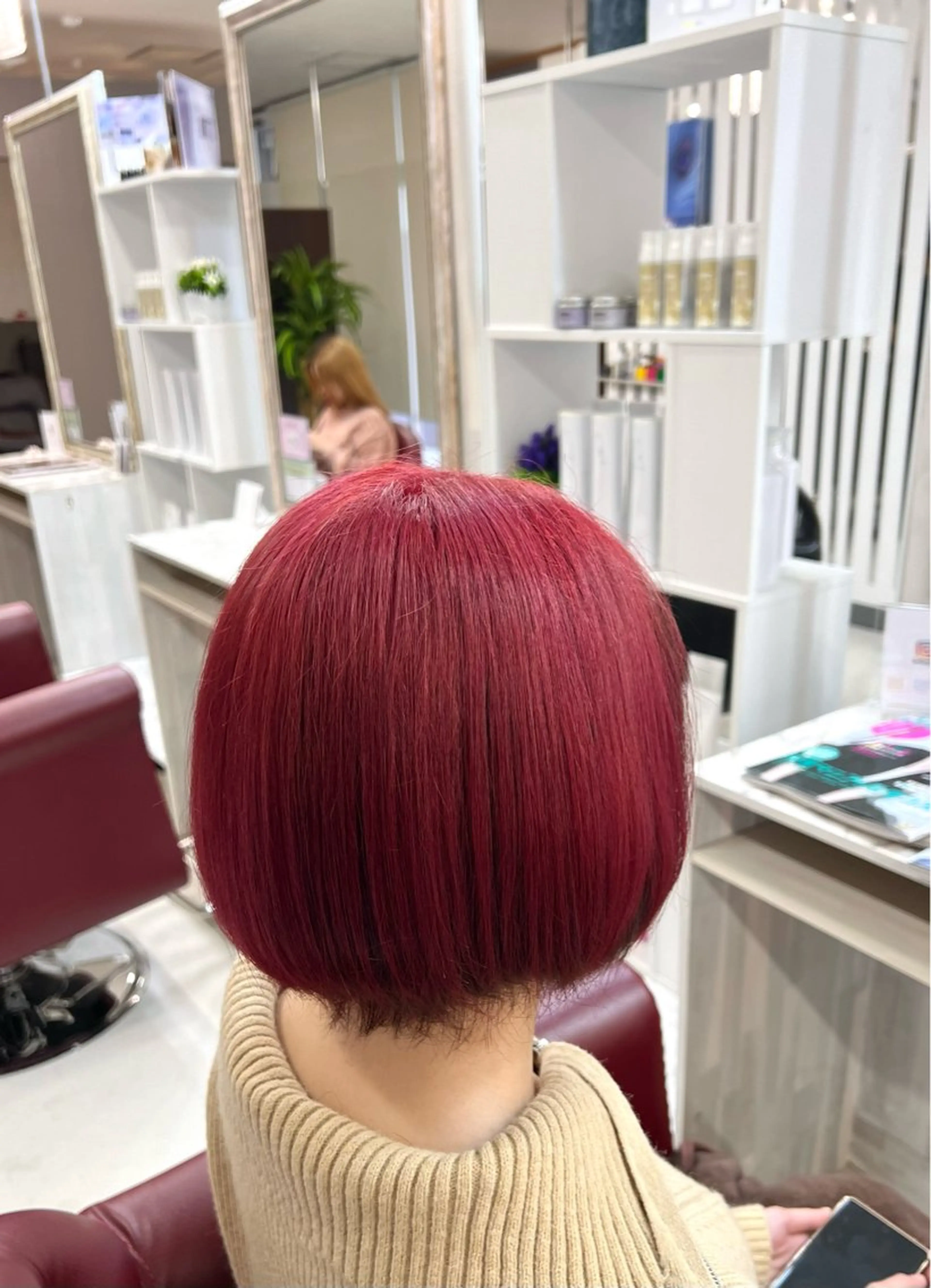 ショート カラー レッドカラー KEN 🌟のヘアスタイル