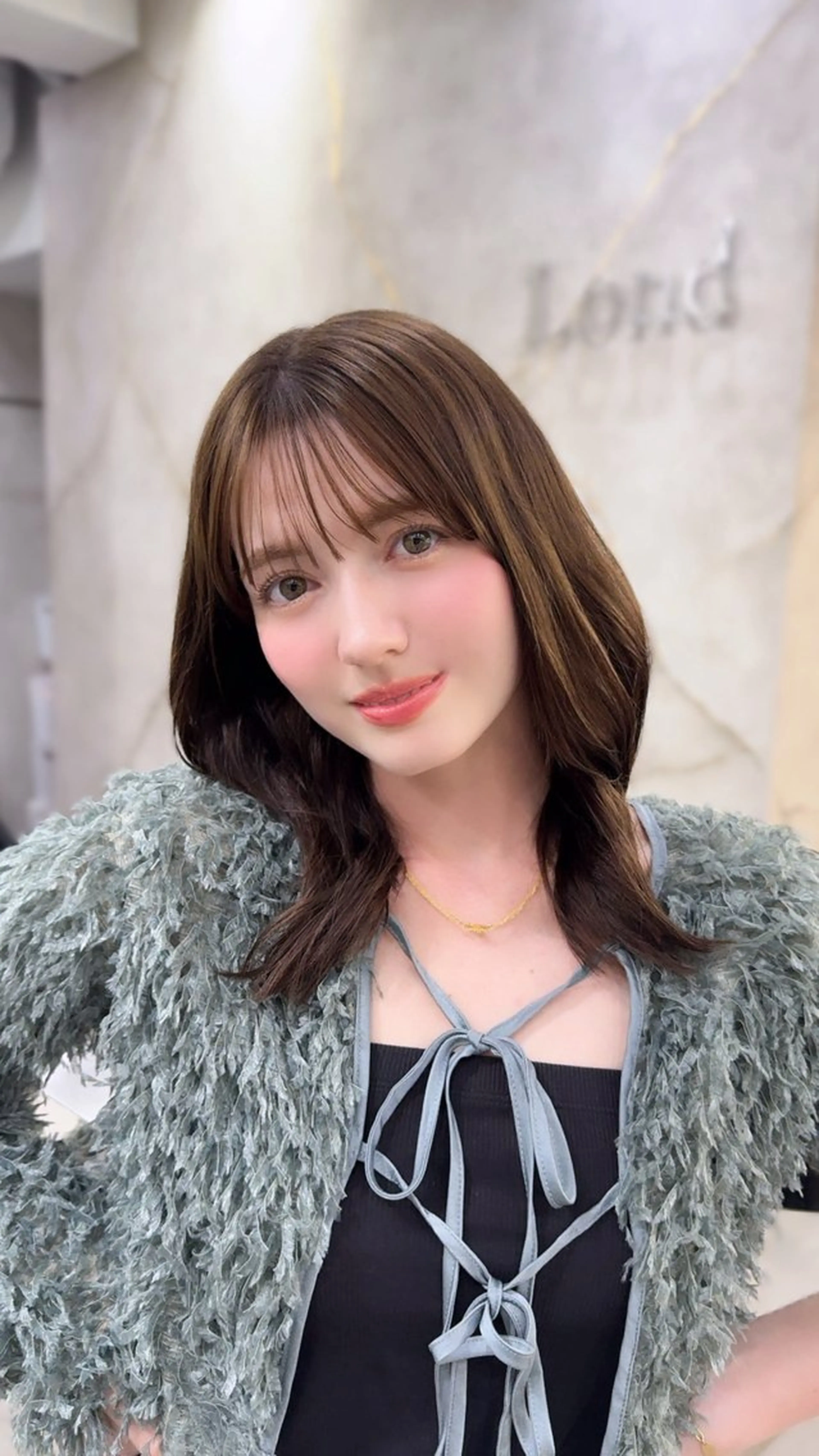 ミディアム Haruna 💜のヘアスタイル