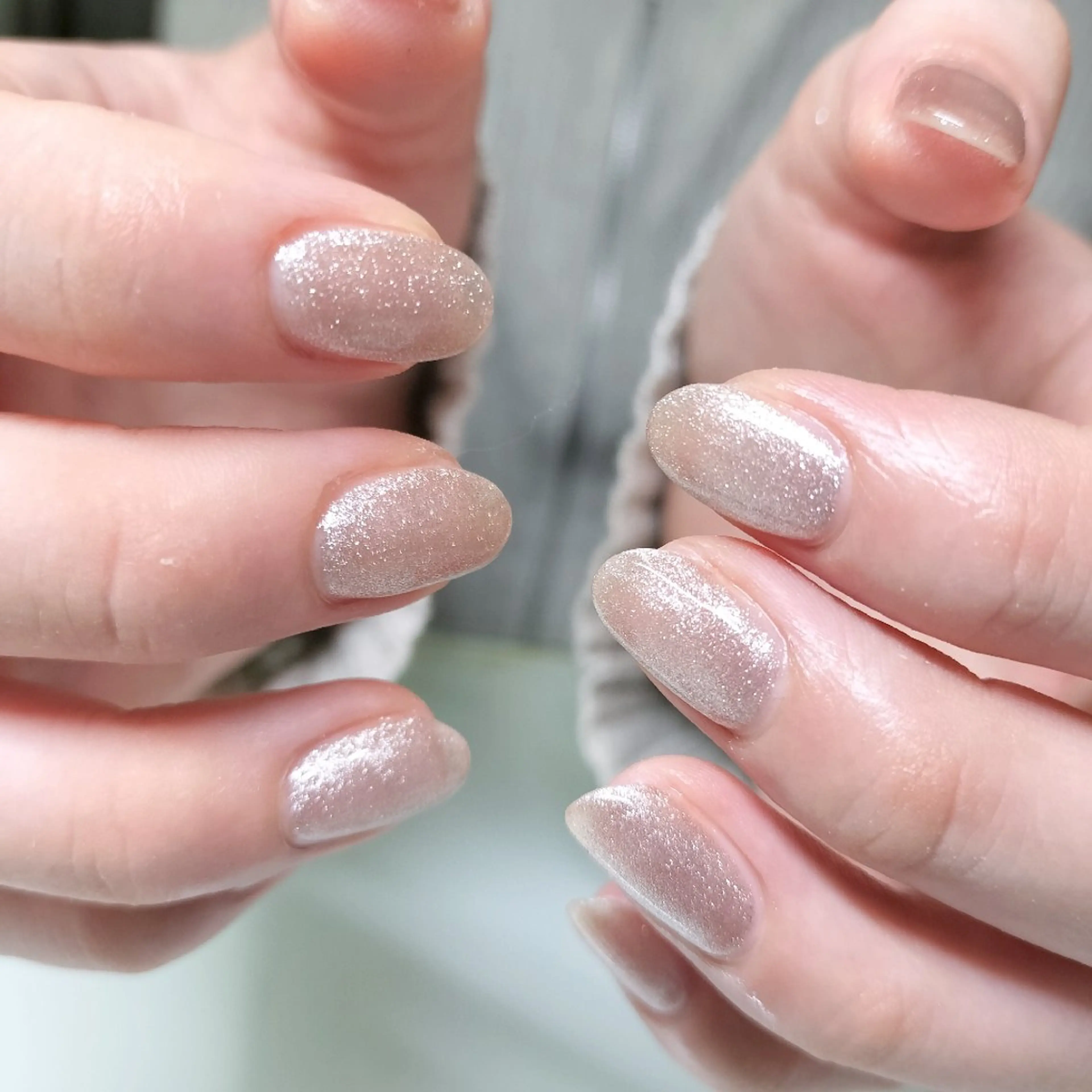 ネイル マグネットネイル シンプルネイル ハンドネイル 𑁍‪anemone  nail𑁍のネイルデザイン