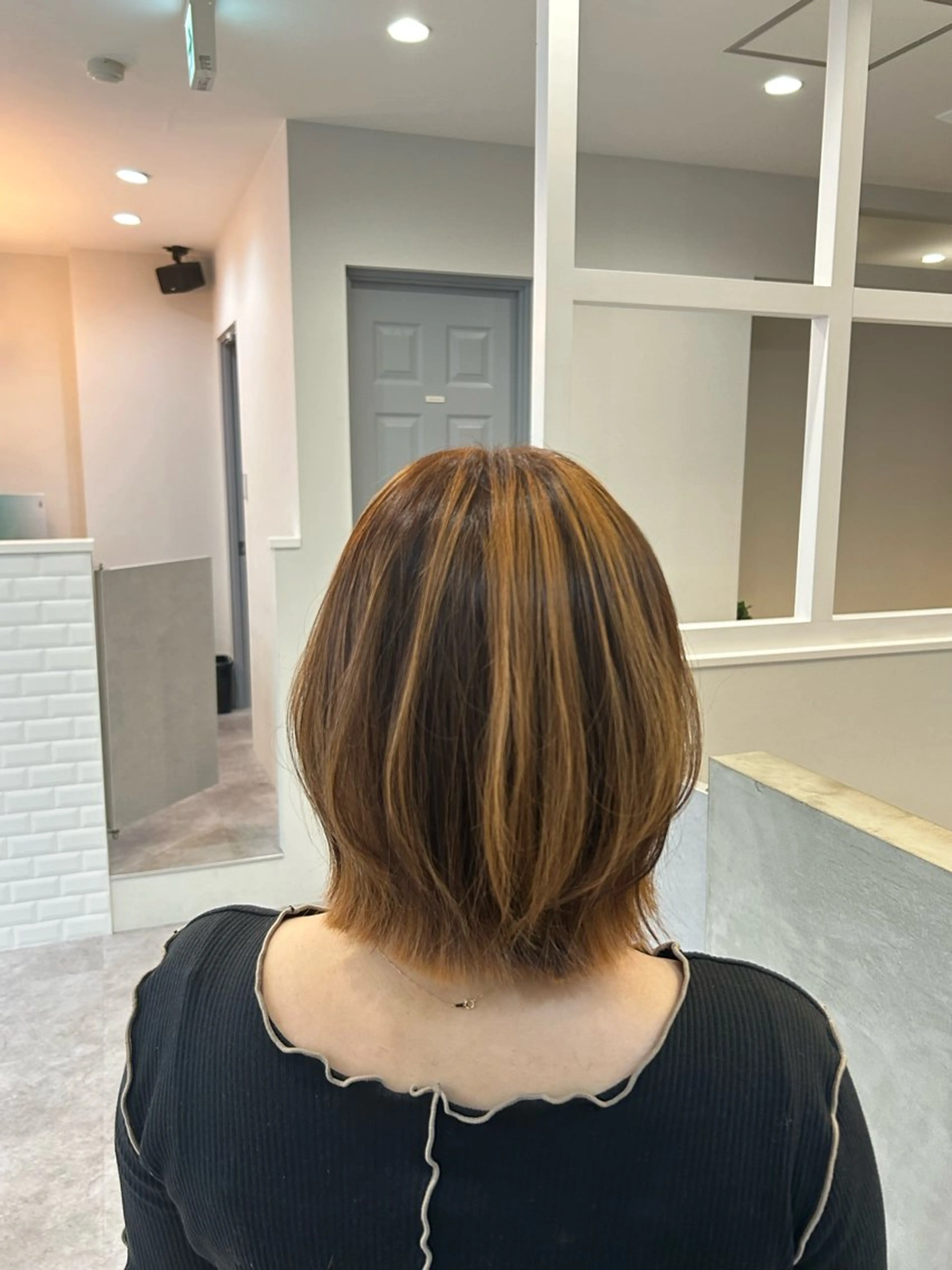 ミディアム カラー SOYON星ヶ丘所属・👟SOYONトレン ドヘアともし🩶のヘアスタイル