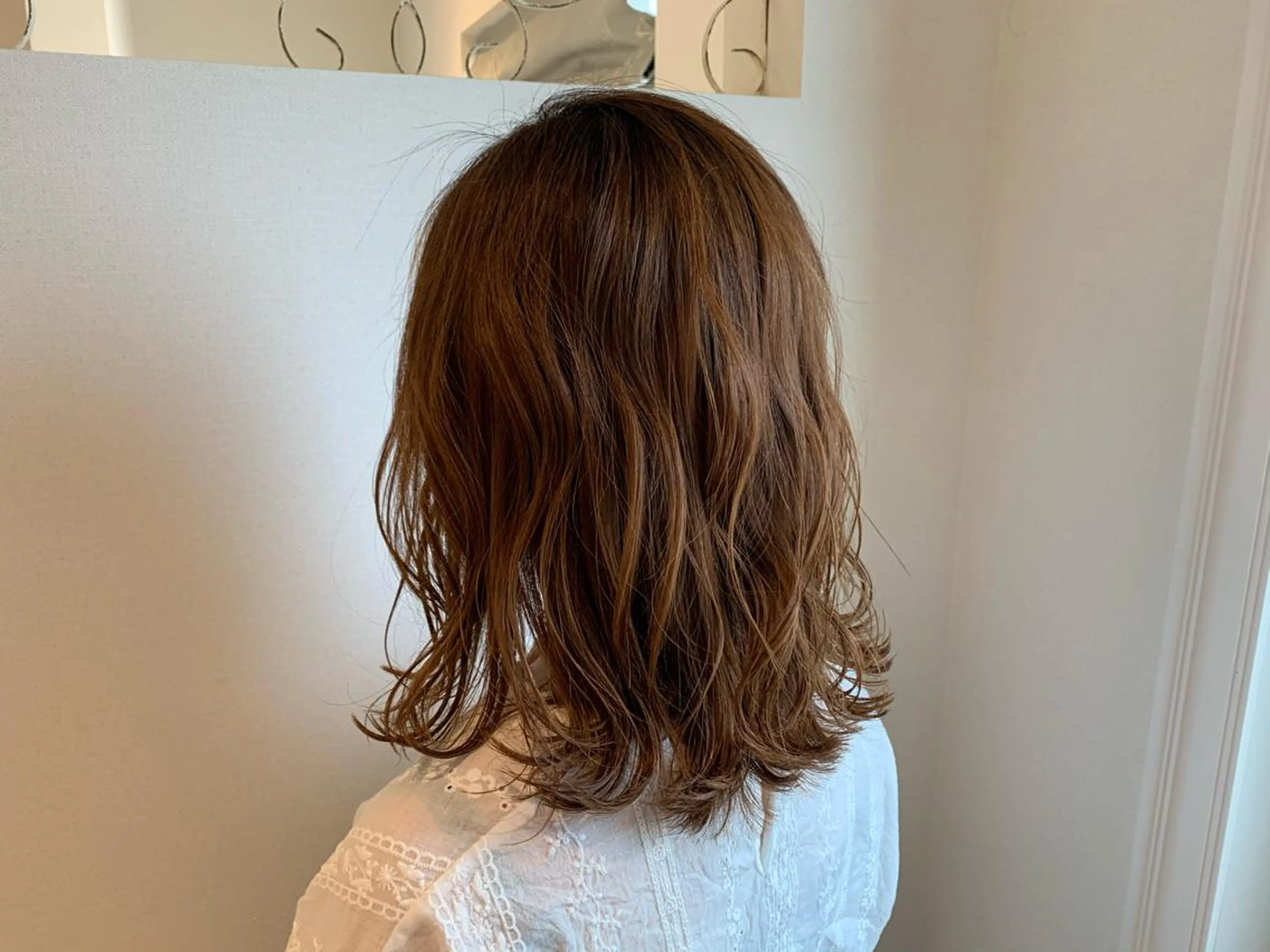 ミディアム カット 井上 美春のヘアスタイル