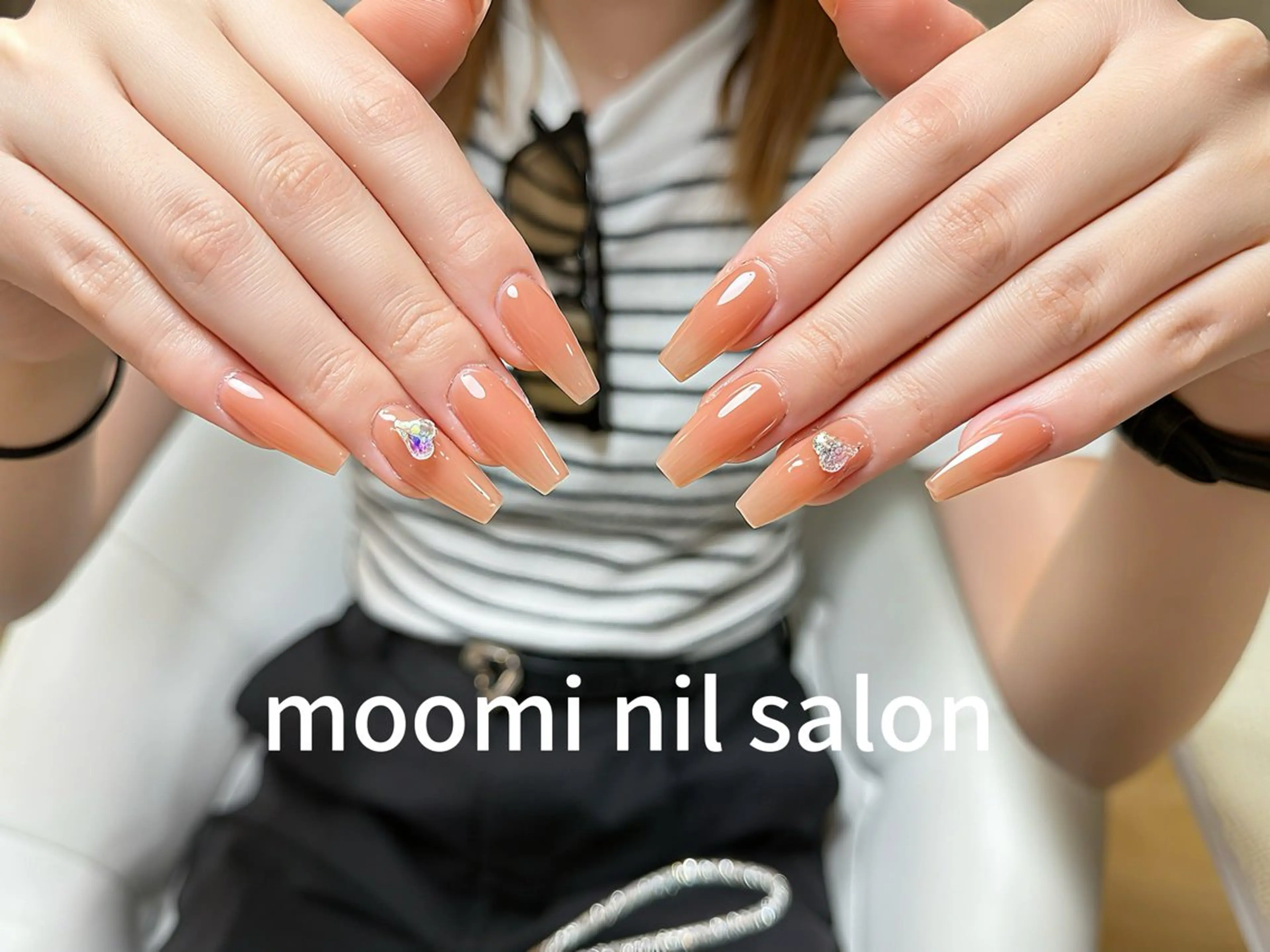 ロング Moomi あずりのネイルデザイン