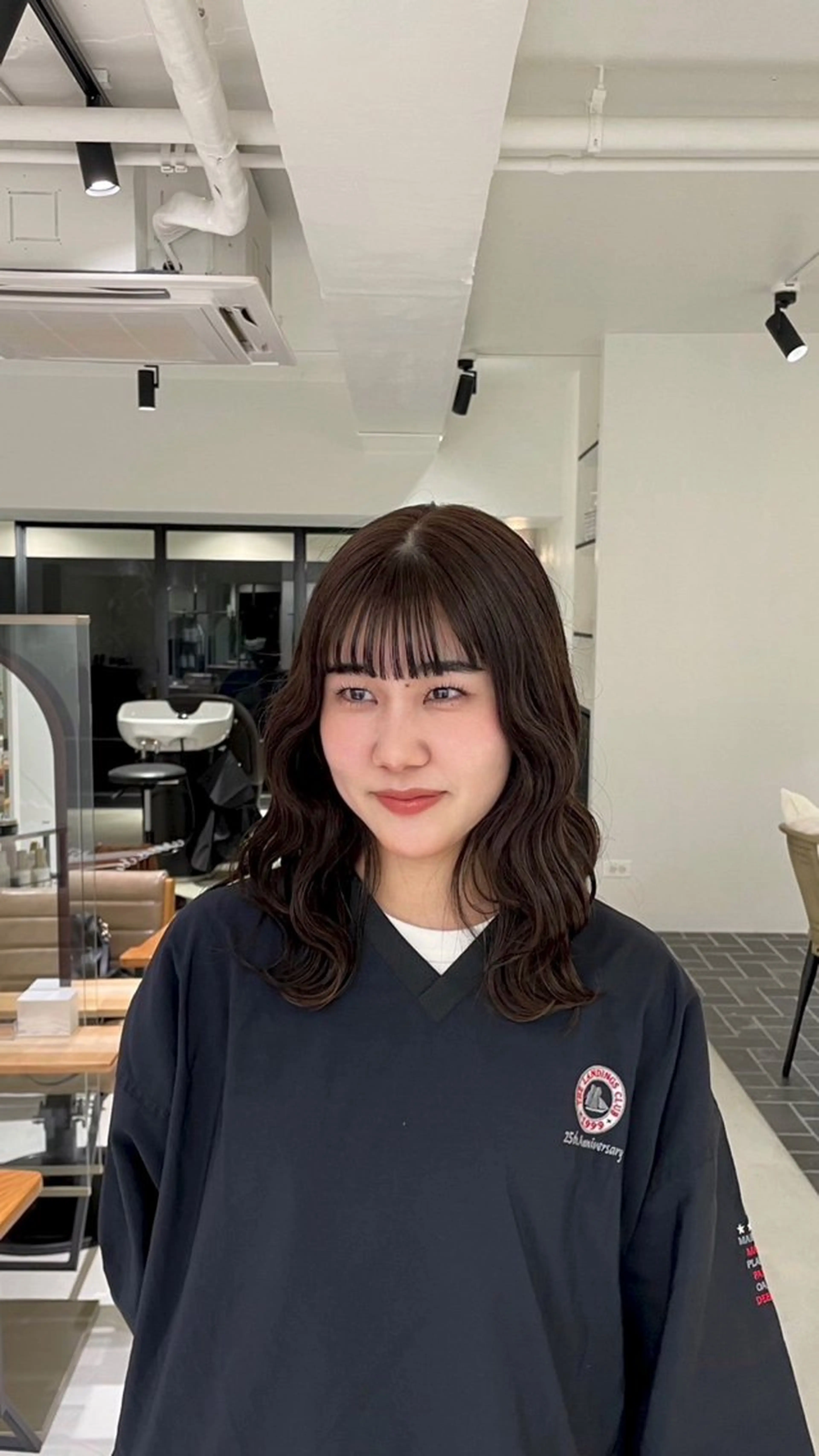 セミロング カラー unbirthday hiyoriのヘアスタイル