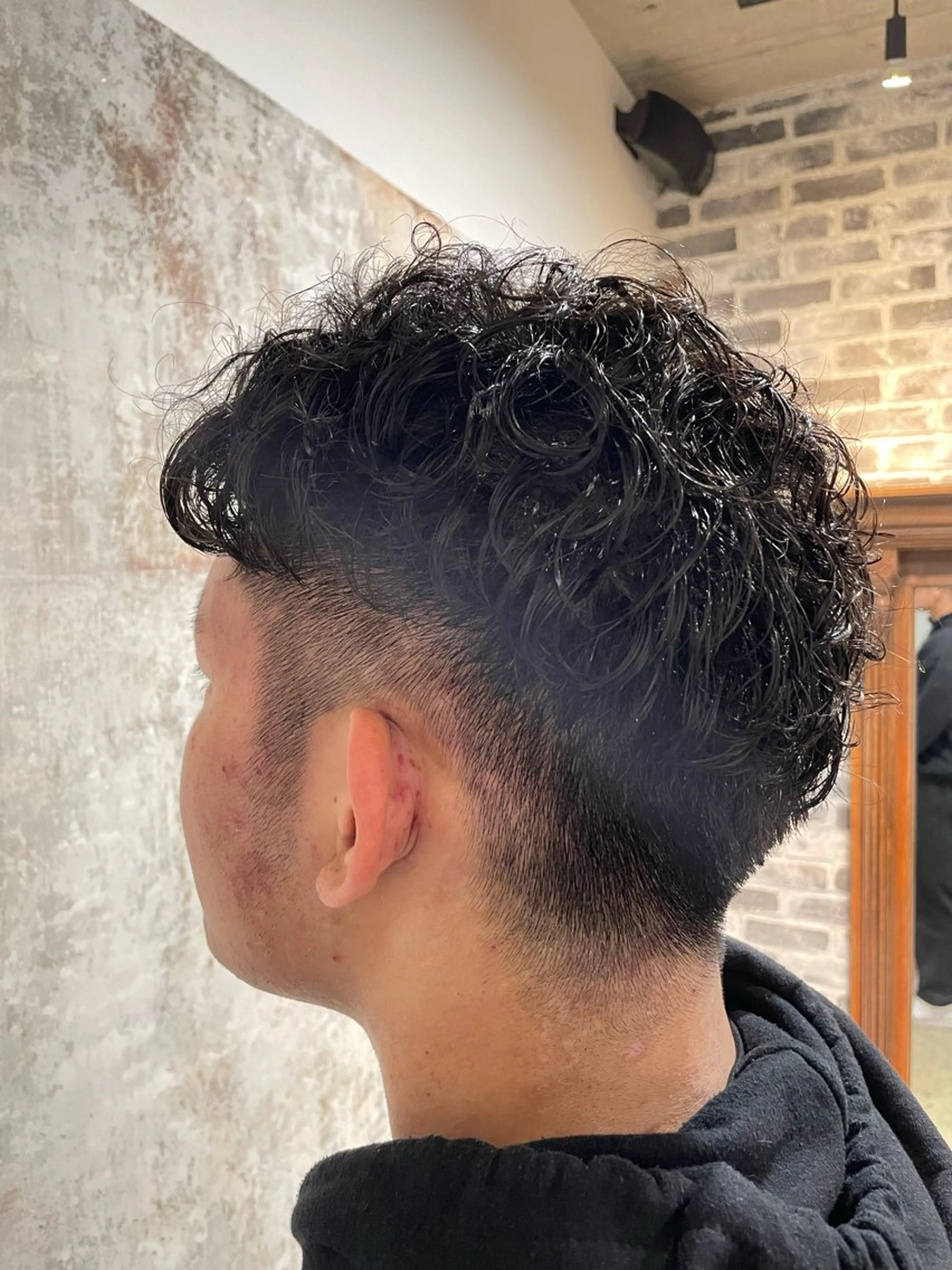 ショート パーマ ニュアンスパーマ プードルパーマ スパイラルパーマ ツイストパーマ 【お洒落パーマ】 Elme　肥塚康汰郎のヘアスタイル