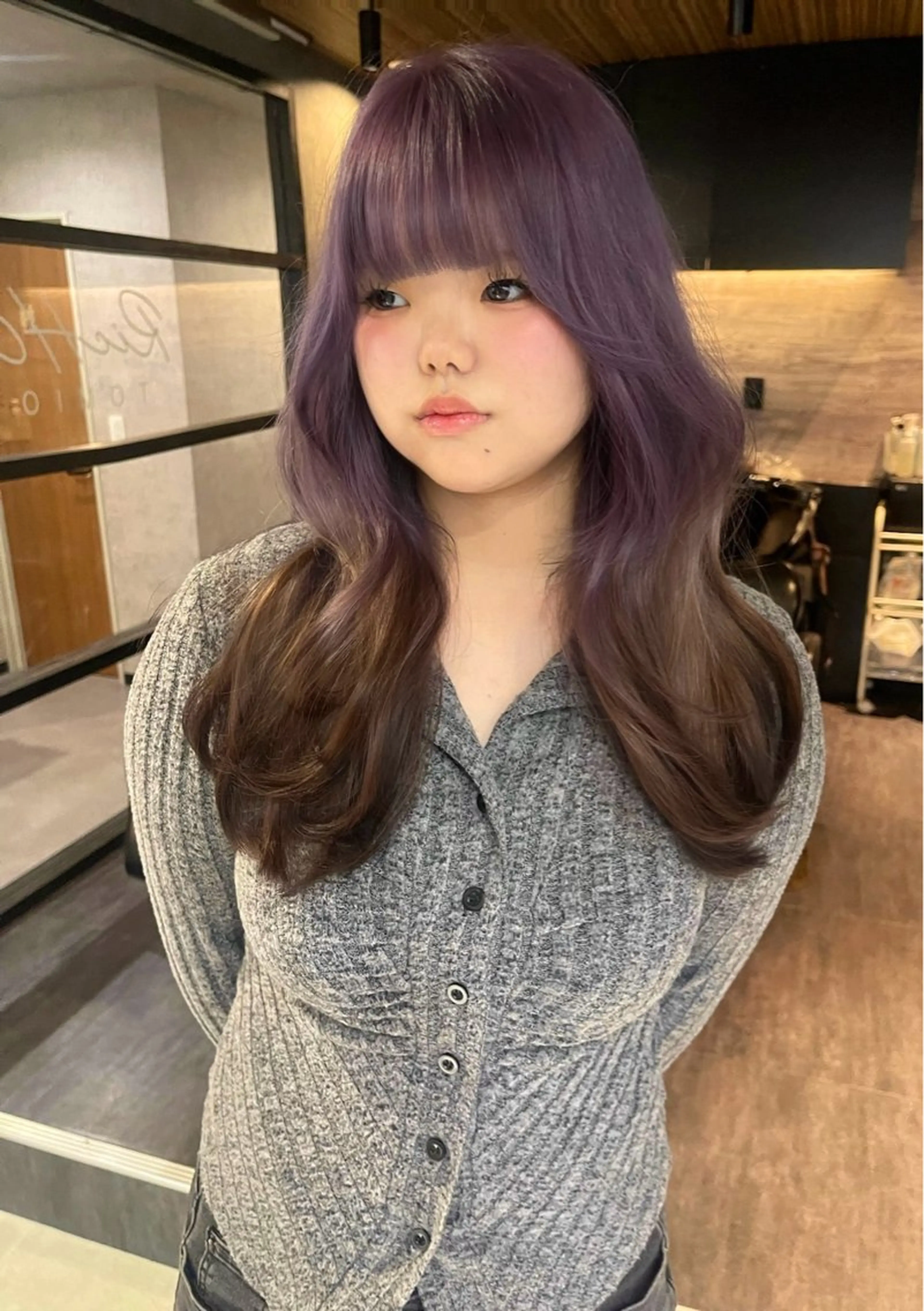 セミロング ヘアカラー Wカラー/レイヤーカ ット/韓国/デザインのヘアスタイル