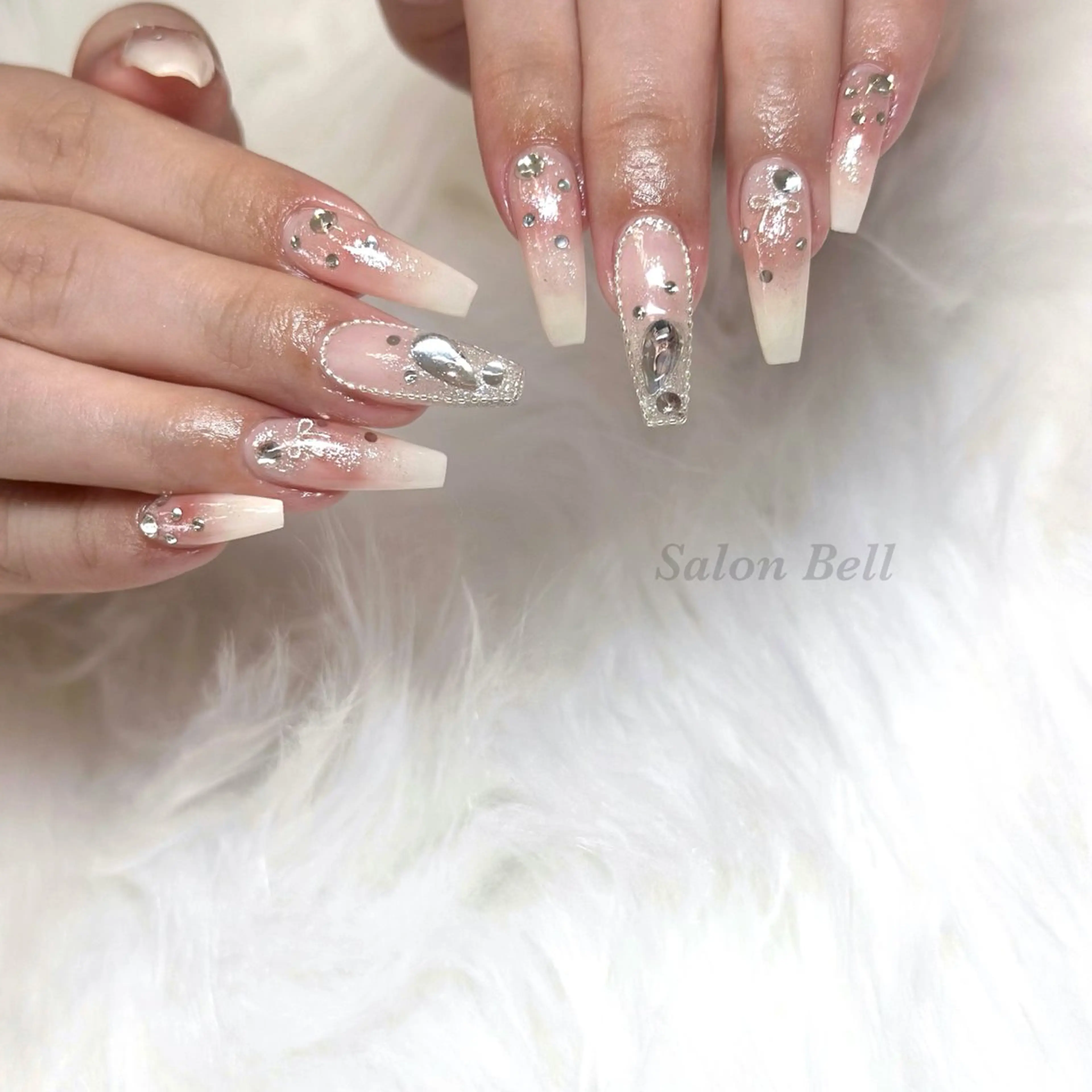 ネイル Bell 富田林店 SAYAKAのネイルデザイン