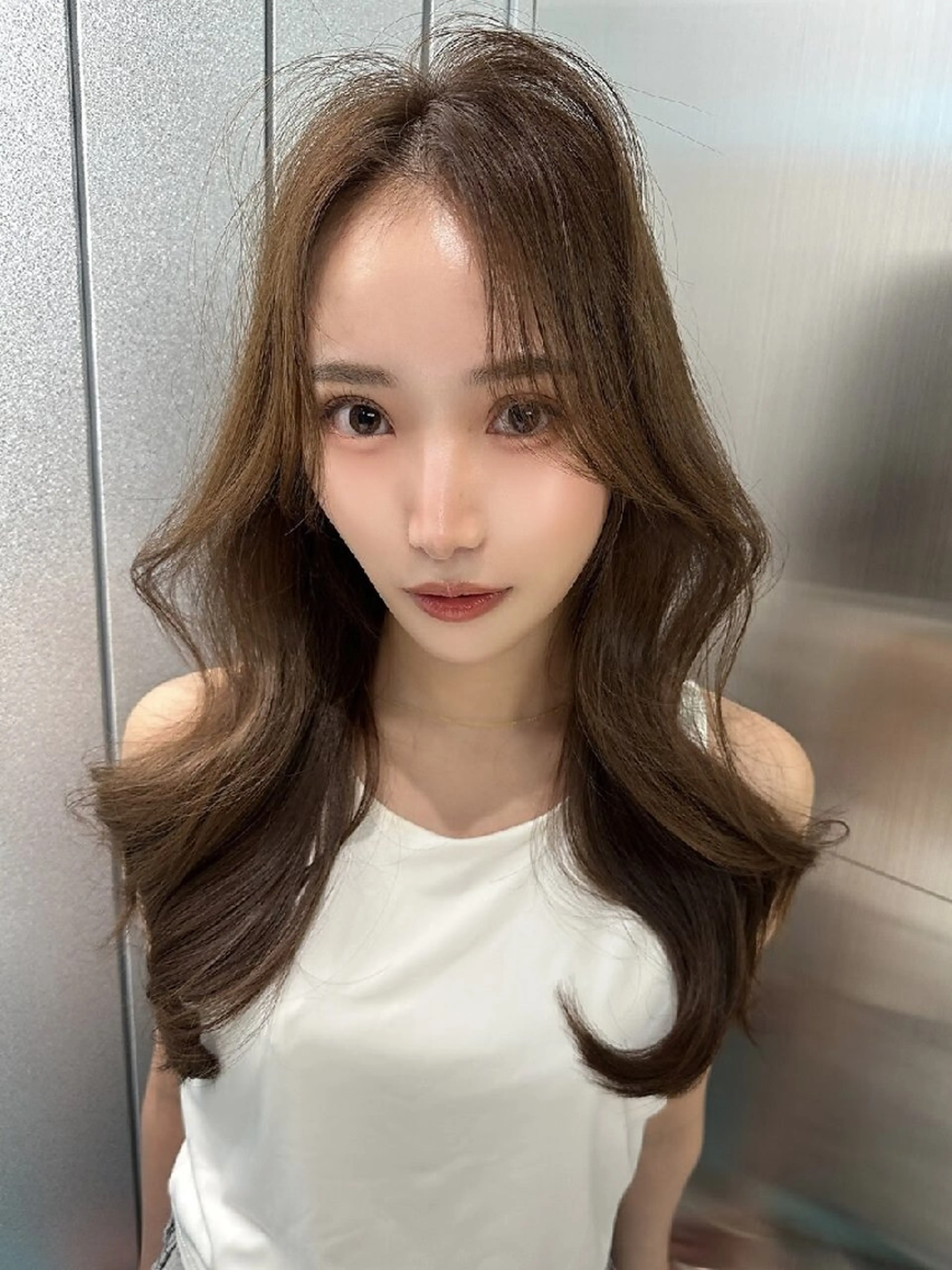 ロング カラー カット ヘアカラー トリートメント Lond Roleのヘアスタイル