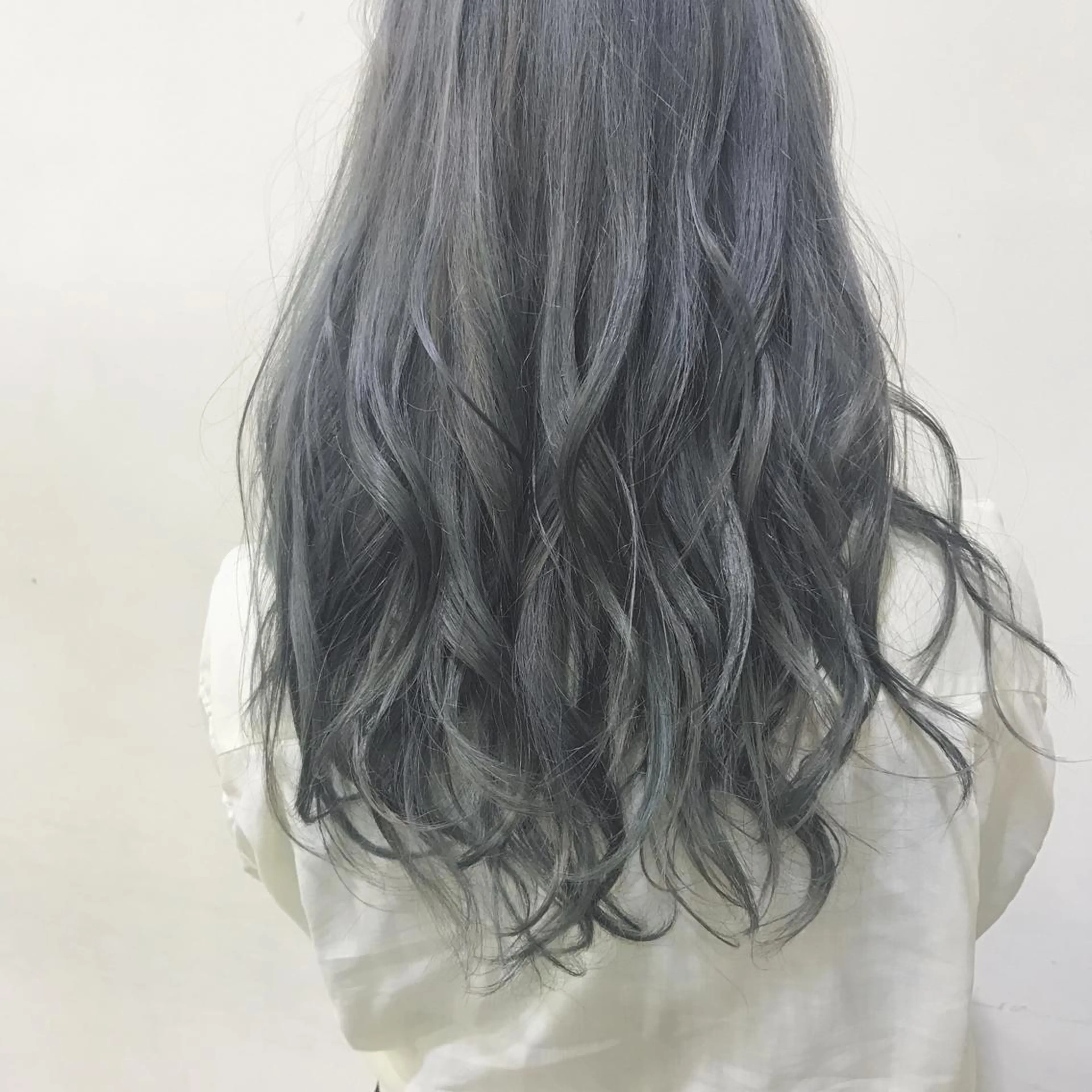ロング カラー ヘアアレンジ グレージュ ハイライトカラー ハイライト AMI ウルフパーマ/メンズのヘアスタイル