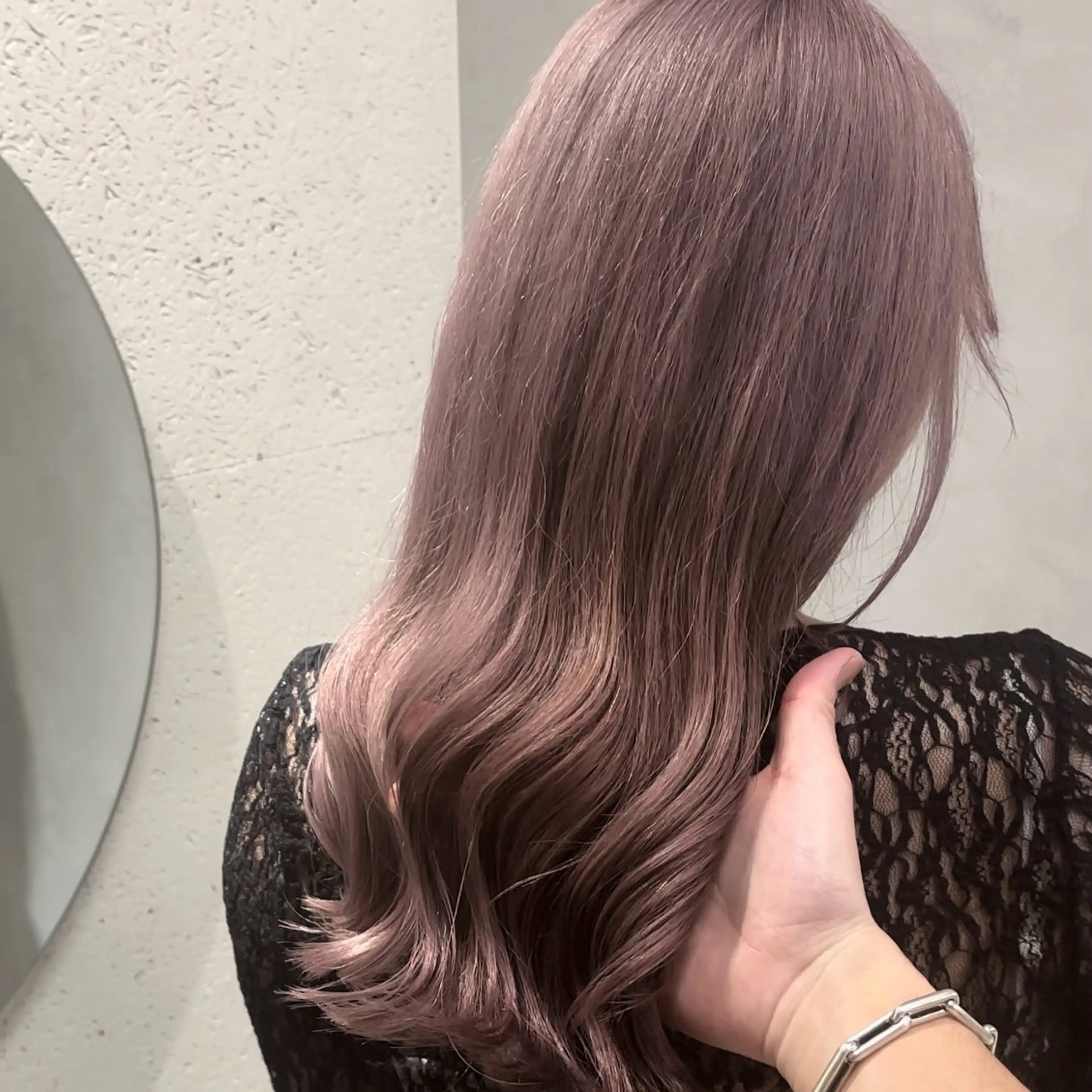 ミディアム カラー ヘアカラー トリートメント ヘッドスパ ヘアセット オカベ ショウマのヘアスタイル