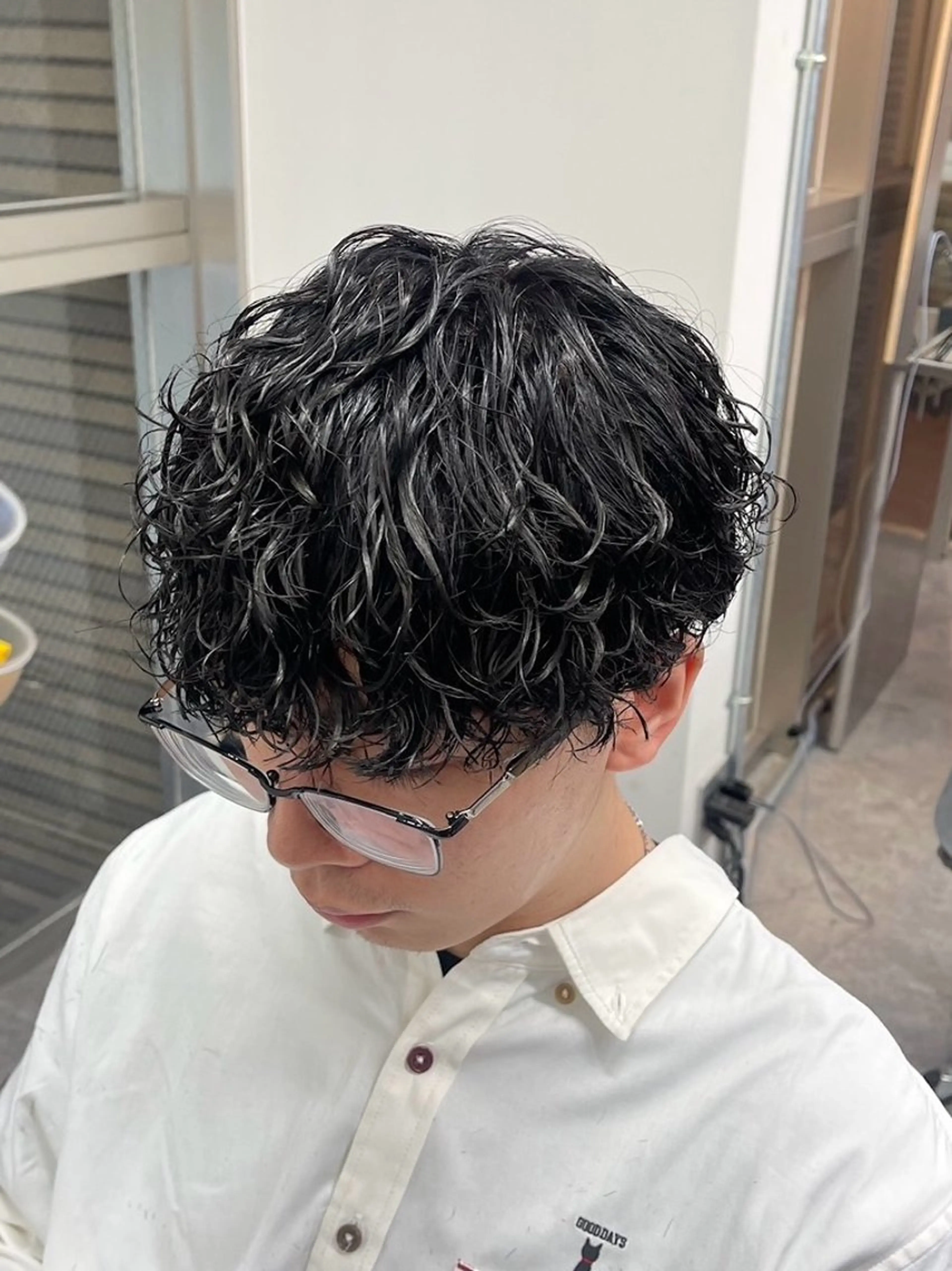 パーマ メンズ カット パーマ ヘアセット 韓国ヘア特化💍 tiam💍ブリーチのヘアスタイル