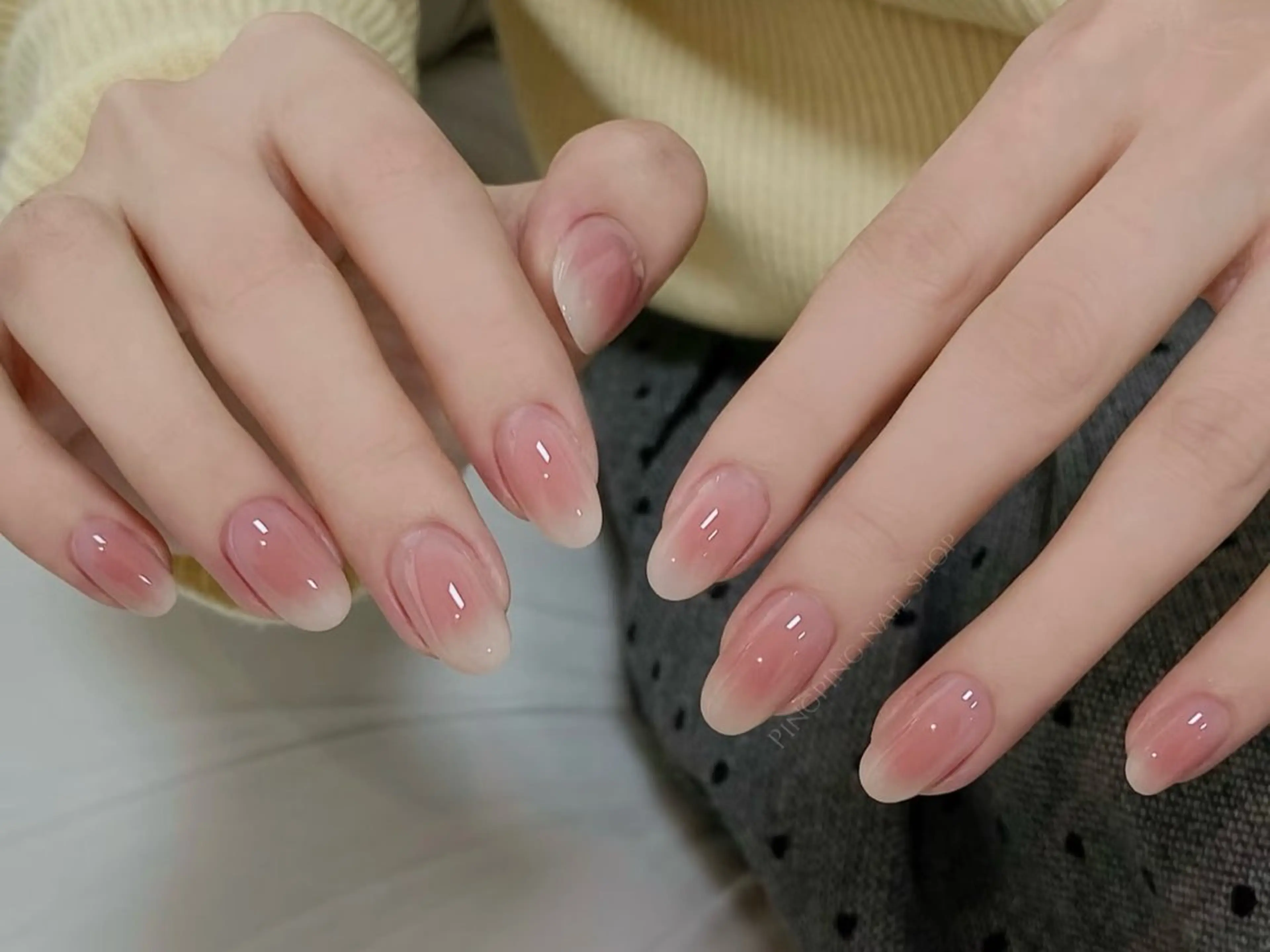 ネイル オーロラネイル 長さ出し ジェルネイル 氷ネイル・うるうるネイル 韓国ネイル ハンドネイル lumiereva nail salon所属・Lumiereva nail salonのネイルデザイン