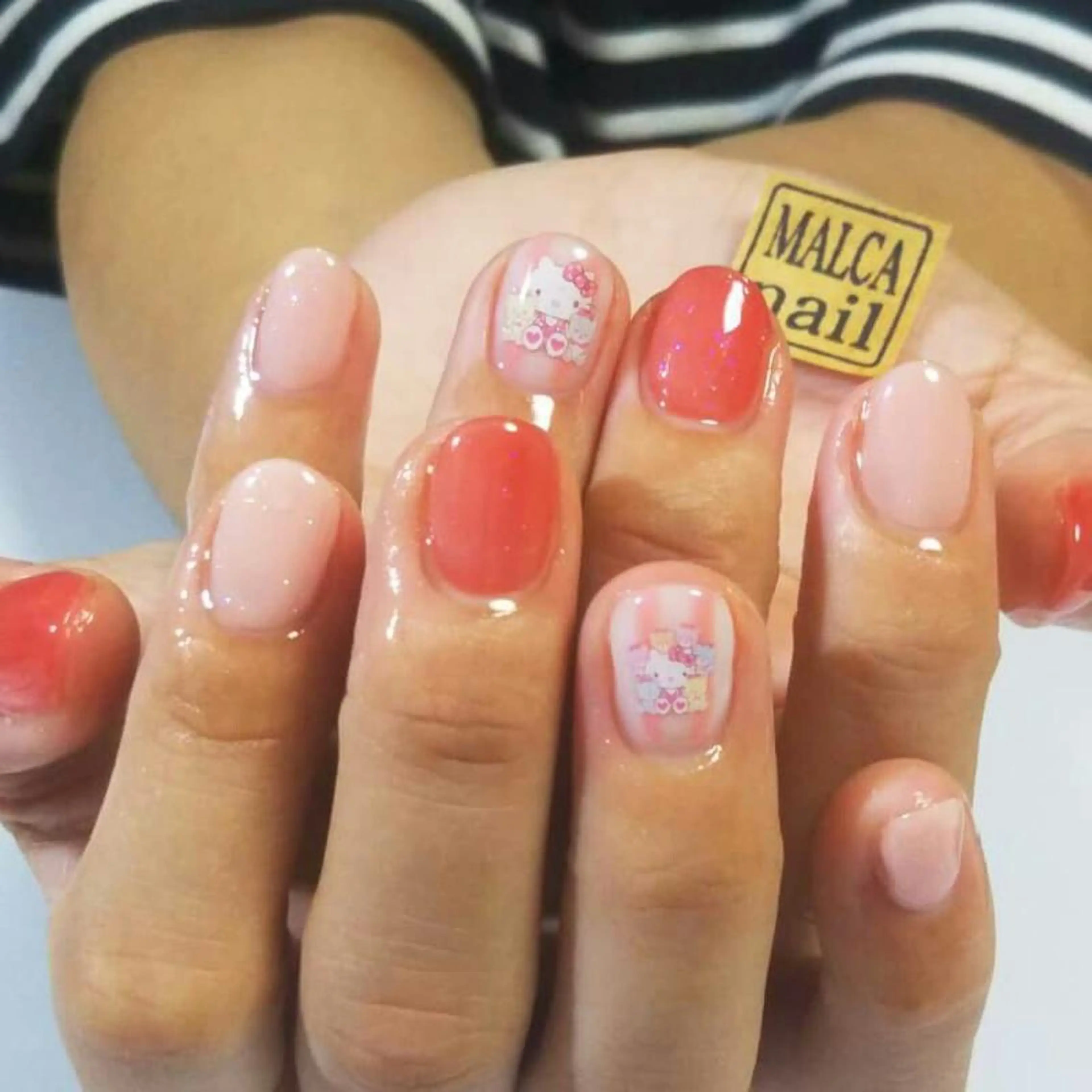 ネイル MALCAnail(マルカネイル)所属・荒木 莉奈のネイルデザイン