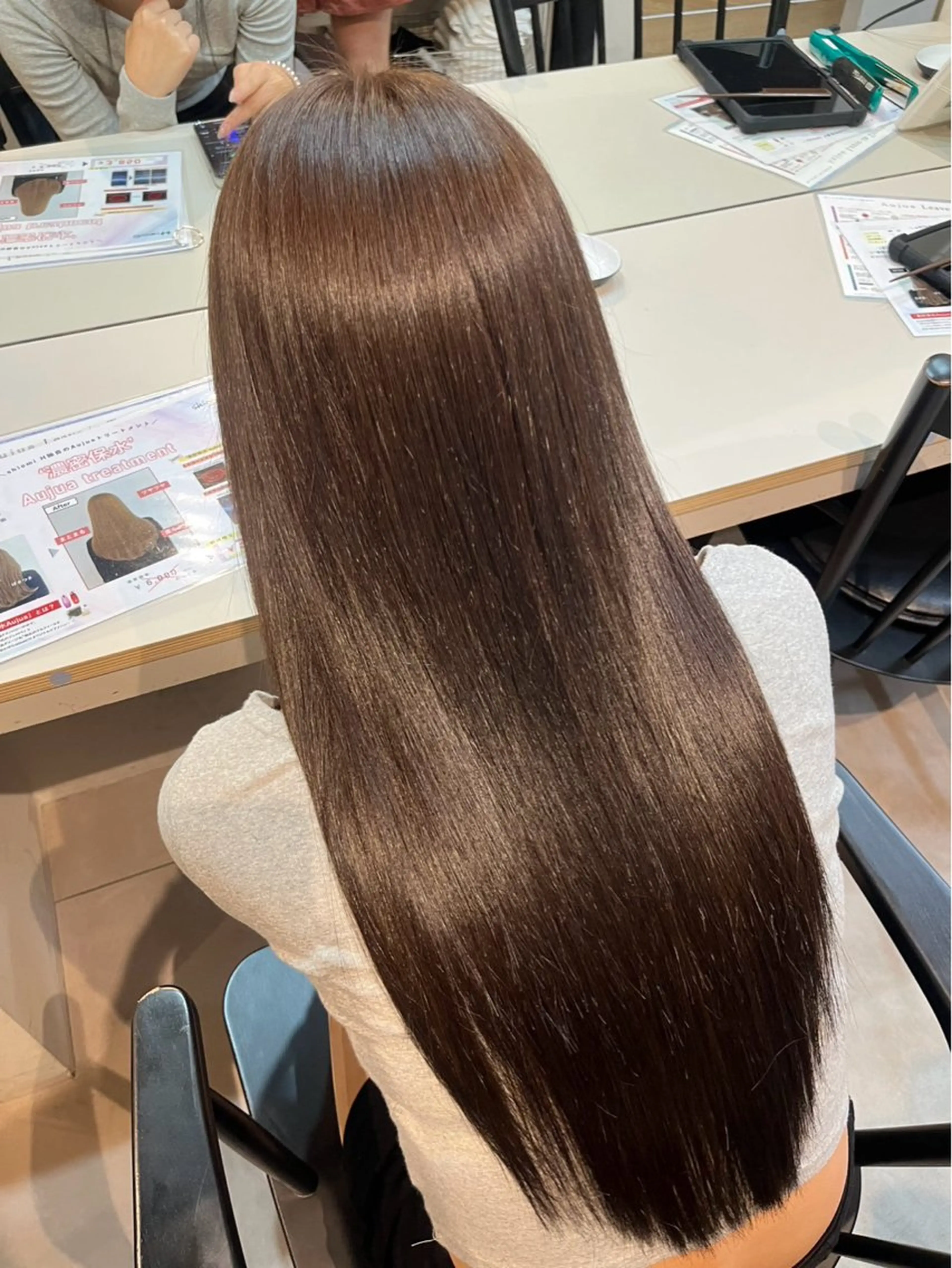 🍃20代限定🍃ワンカラーで明るめカラー🩵トリートメントカラー（トリートメント付き）の写真