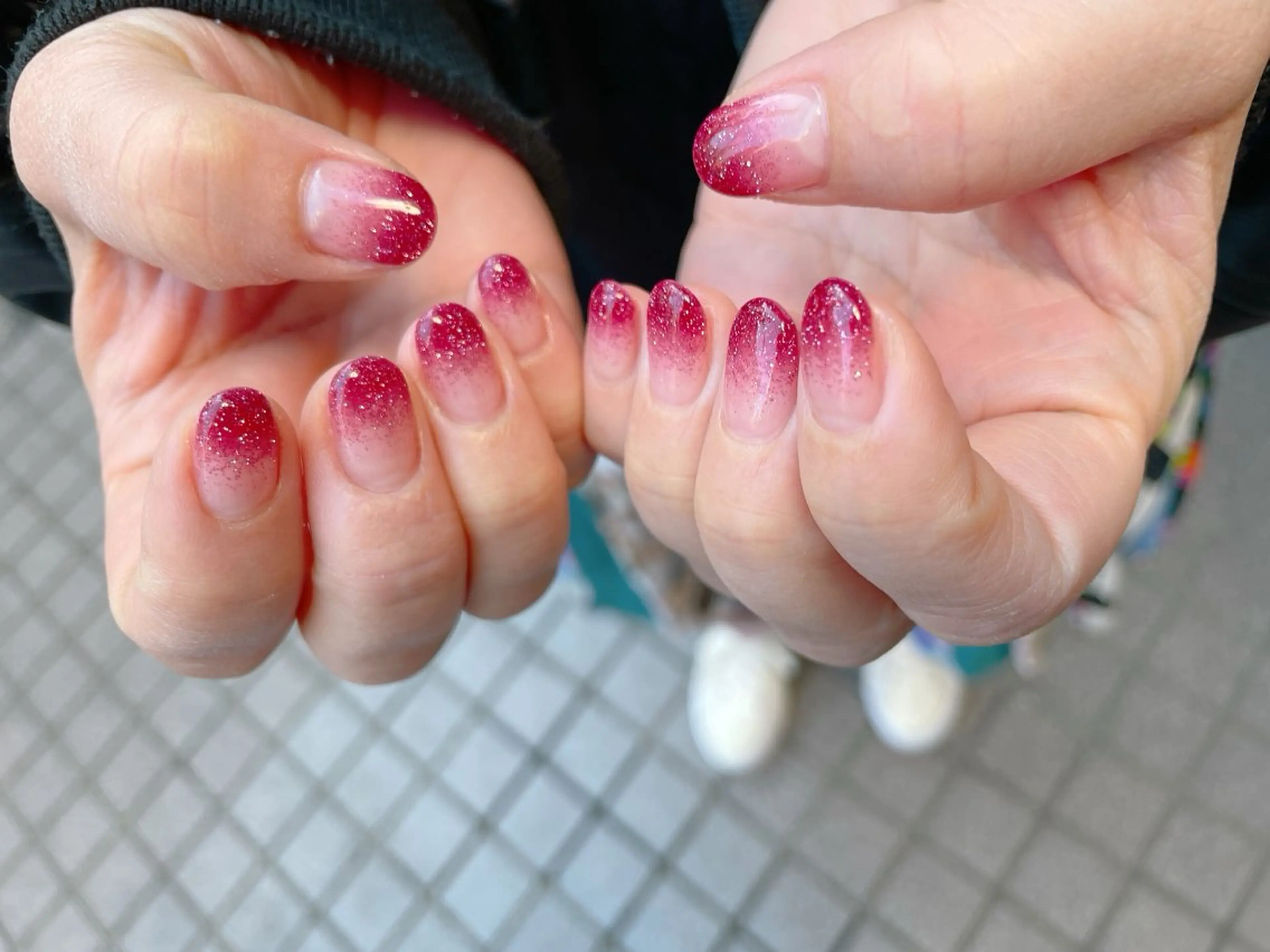 ネイル フラッシュネイル ジェルネイル グラデーション パラジェル nailroom  OHANA所属・nailroom OHANA🌴のネイルデザイン