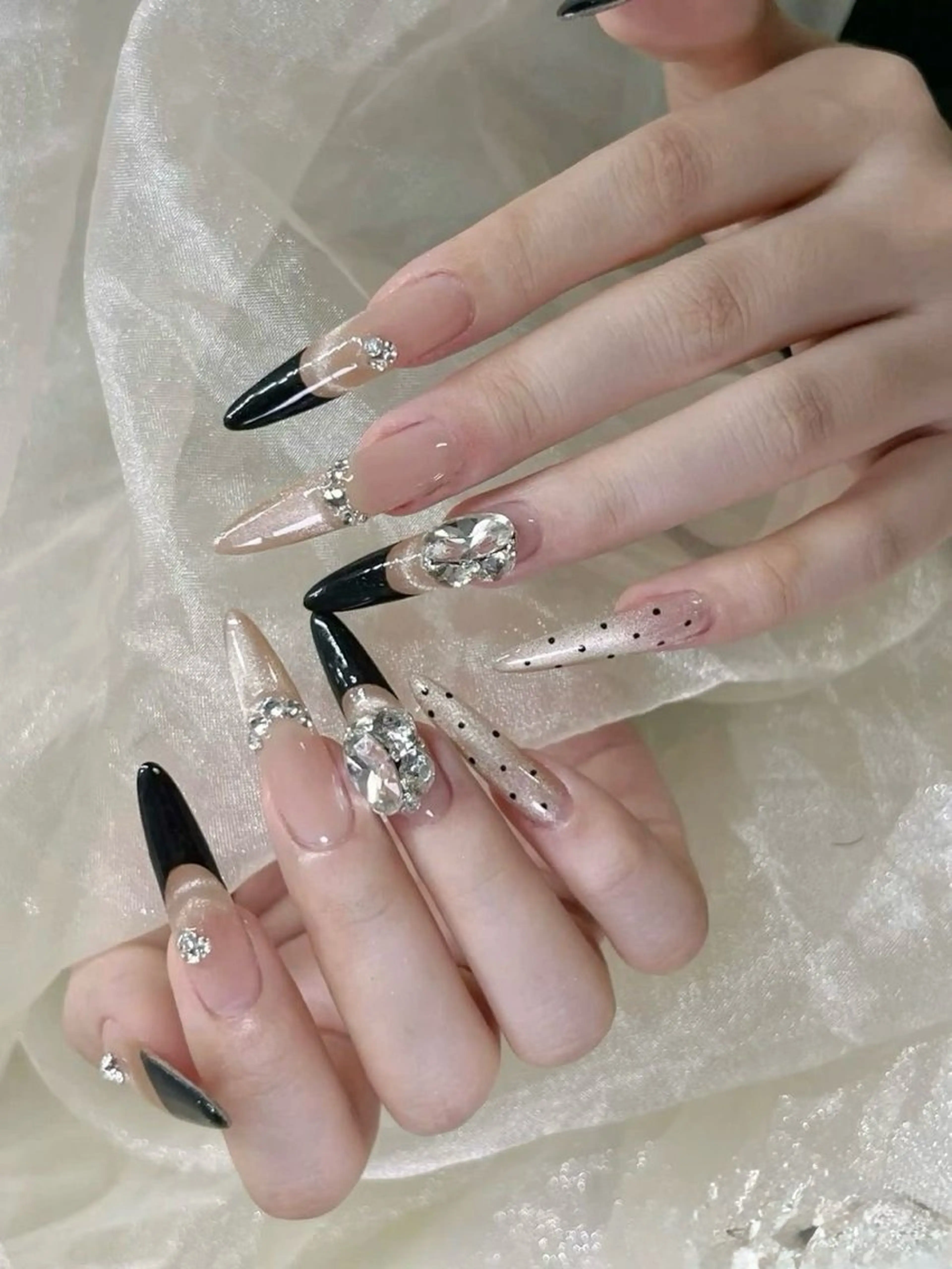 ネイル アートネイル オーロラネイル ブルー チークネイル フットネイル ハンドネイル NICY NAIL所属・NICY NAIL 池袋のネイルデザイン