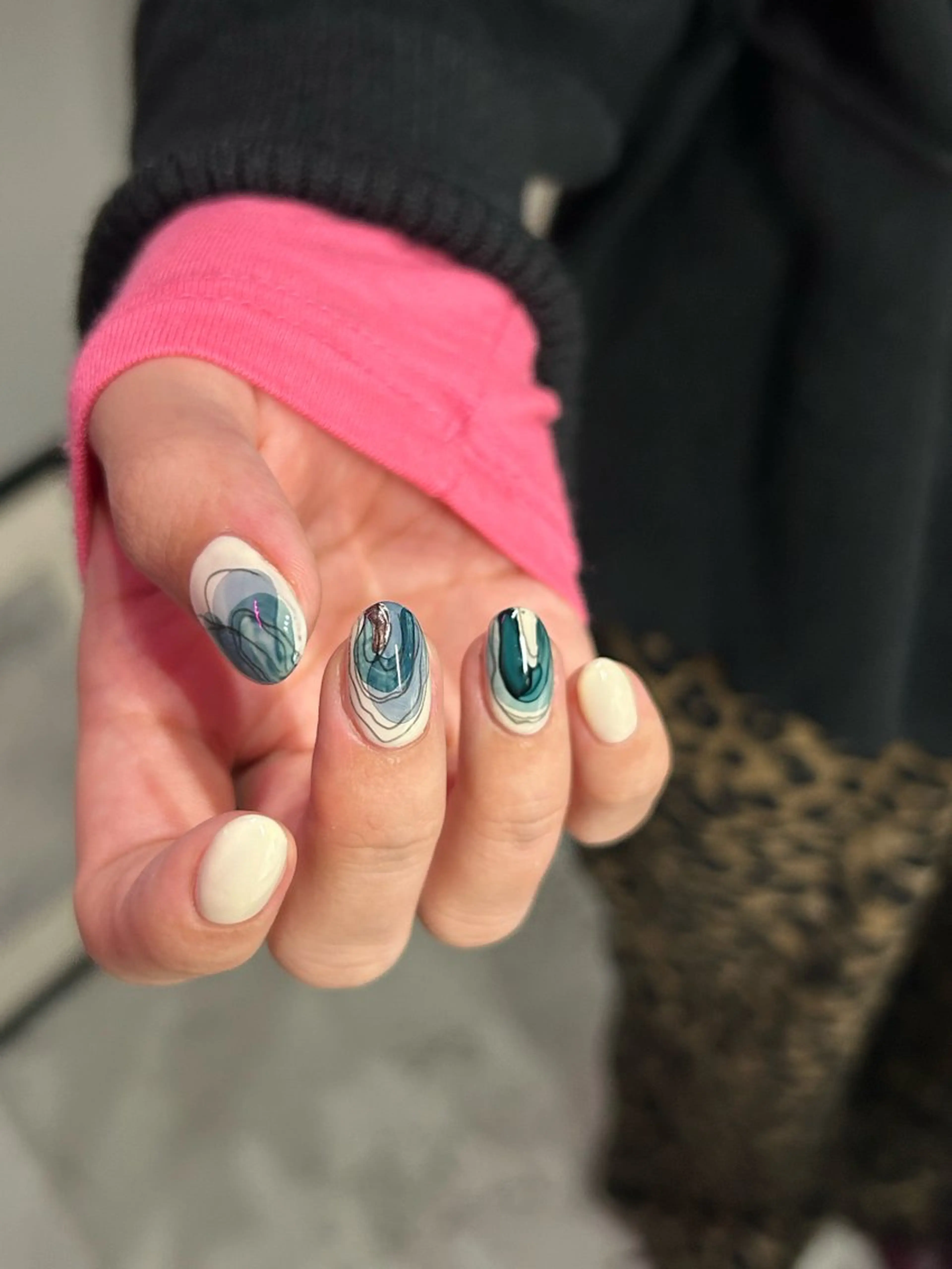 ネイル née高橋 梨菜のネイルデザイン