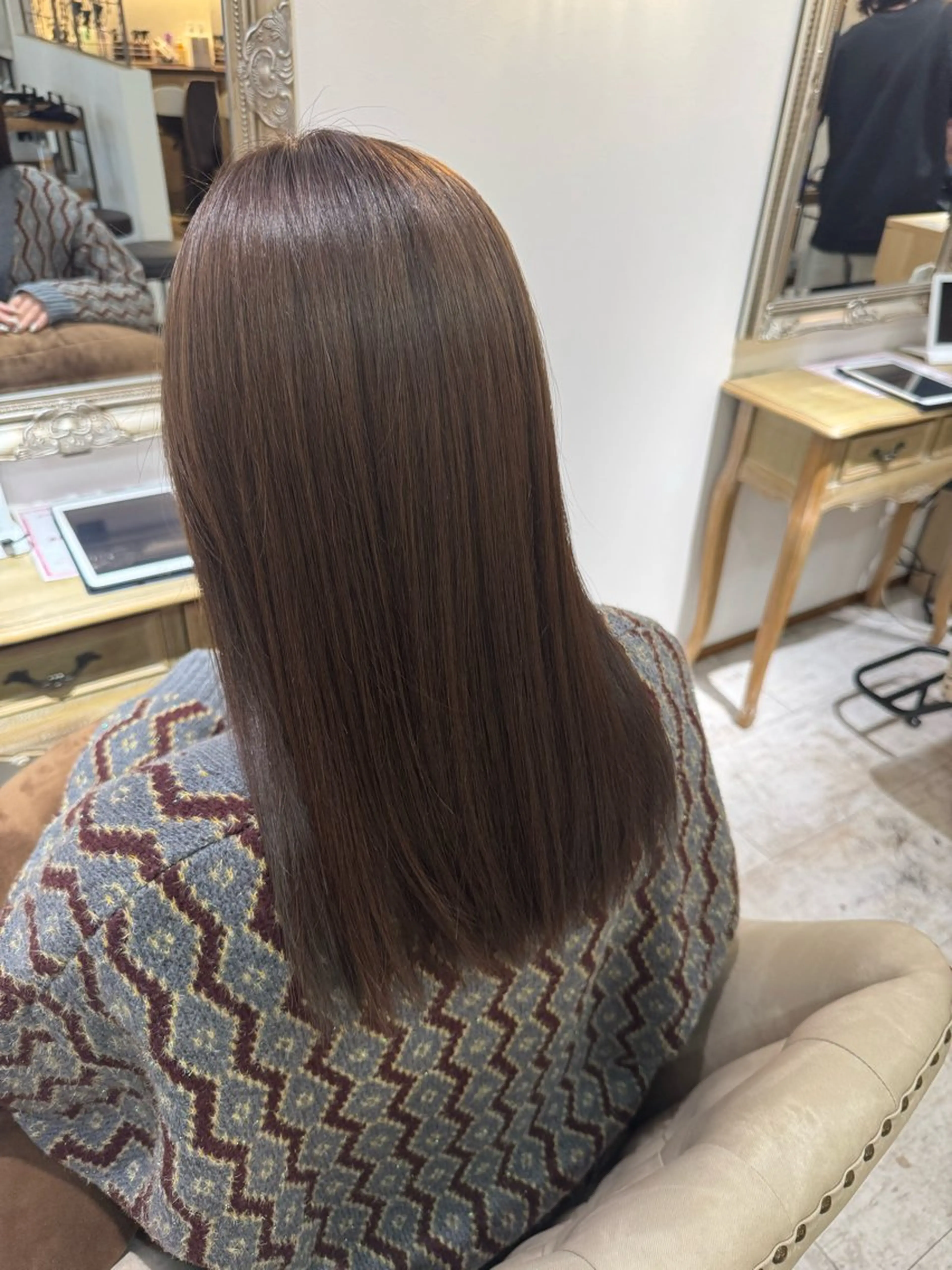 透明感カラー+髪質改善トリートメント  ¥15400→¥13000  ※シャンプーブロー代込みの写真