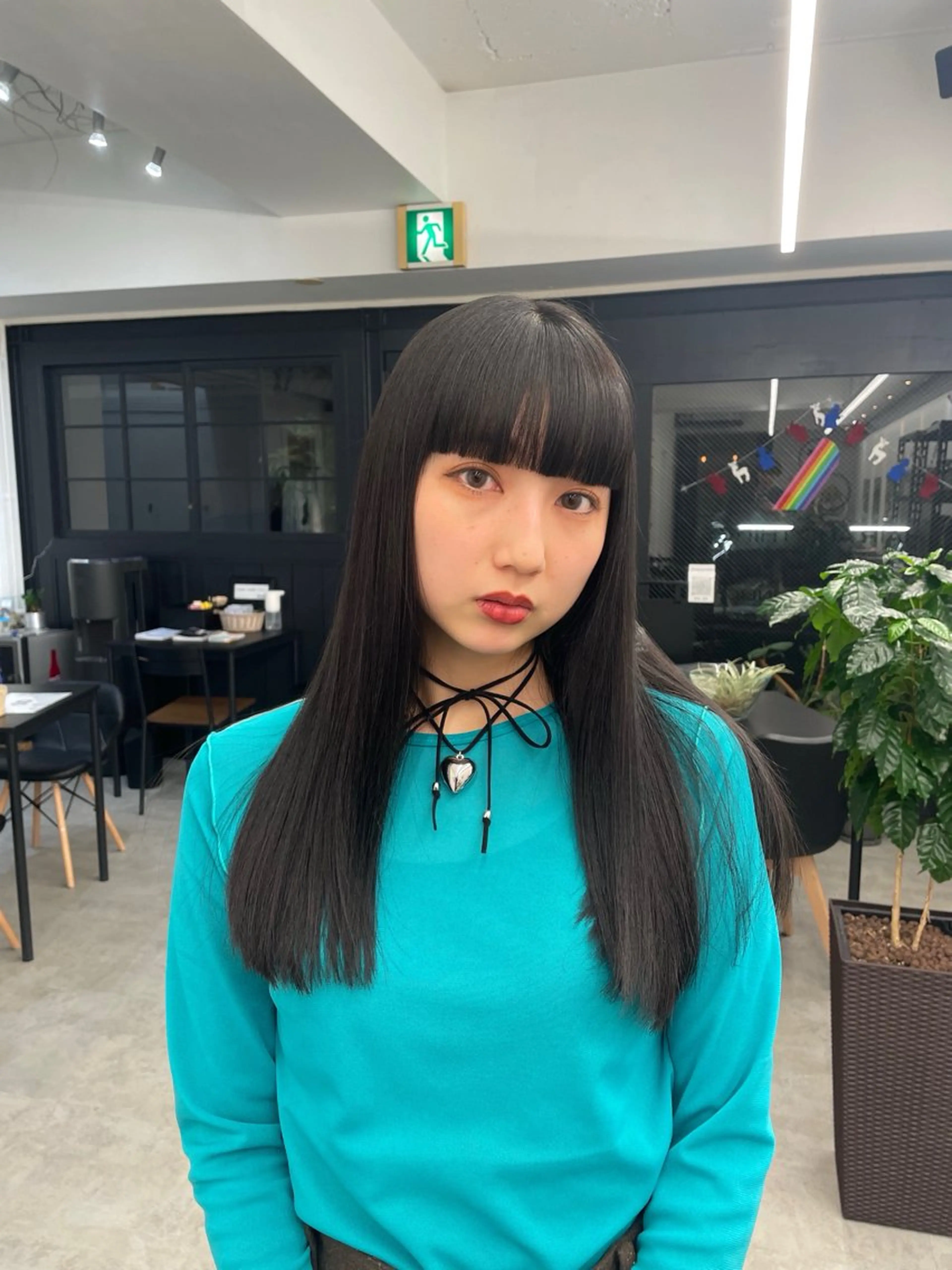 セミロング カラー 黒髪 透明感カラー ダークグレー 髪質改善 トリートメント カット ヘアカラー トリートメント ⚡️学芸大学 川上拓真⚡️のヘアスタイル