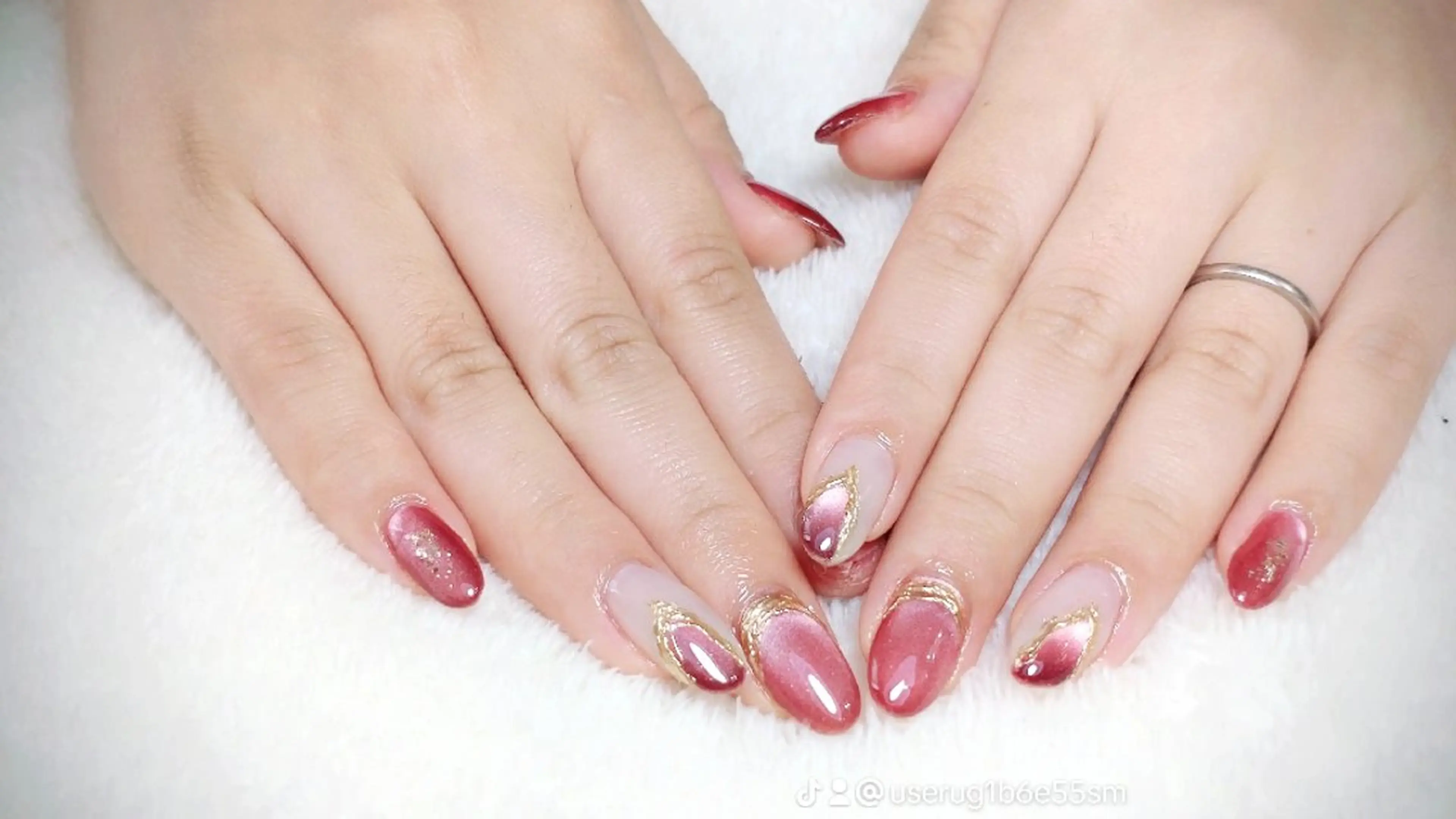 ネイル Nailsalon Latteのネイルデザイン