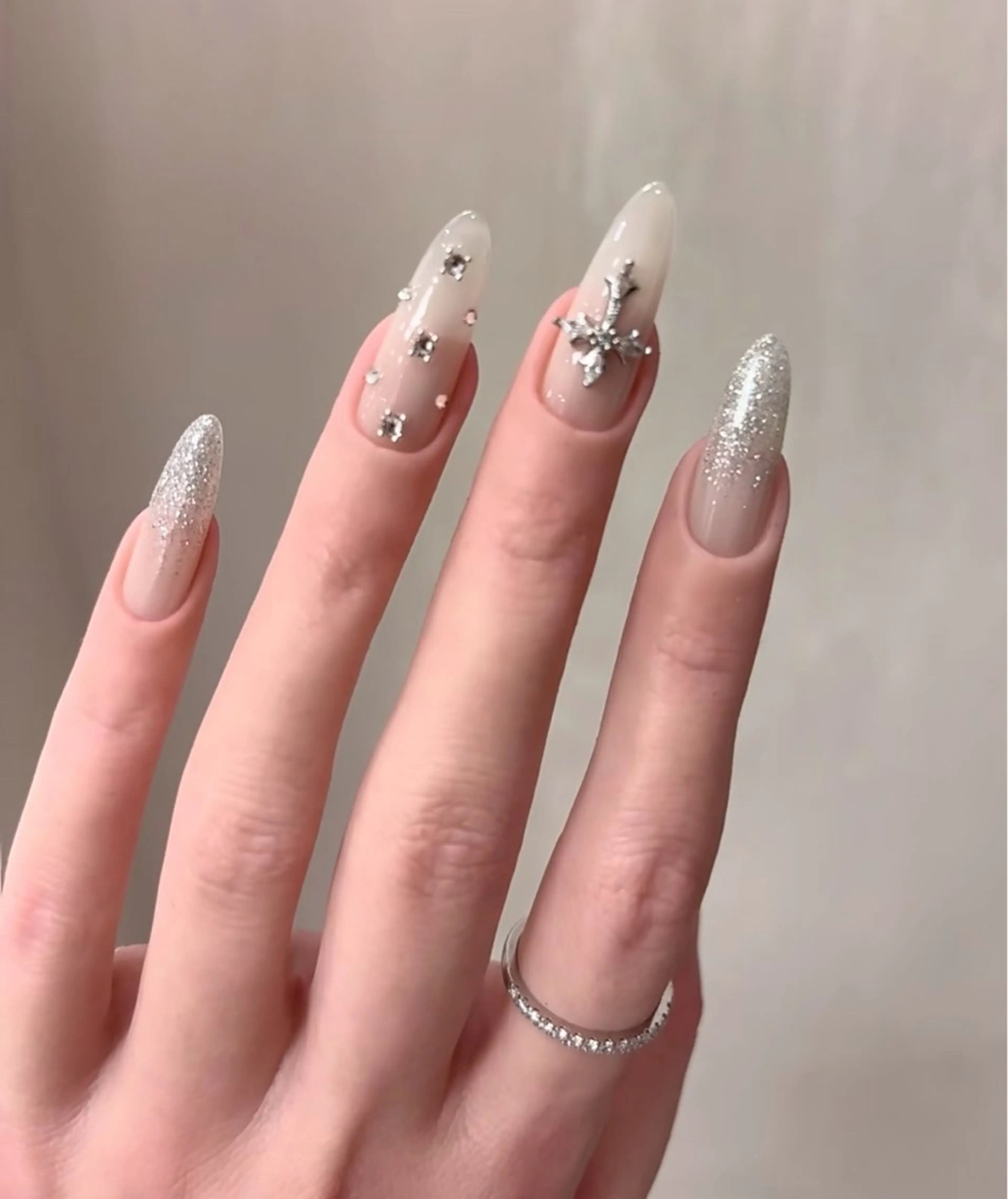 ネイル フットネイル フレンチネイル グラデーション ハート 韓国ネイル ハンドネイル Lynn_ Nailのネイルデザイン