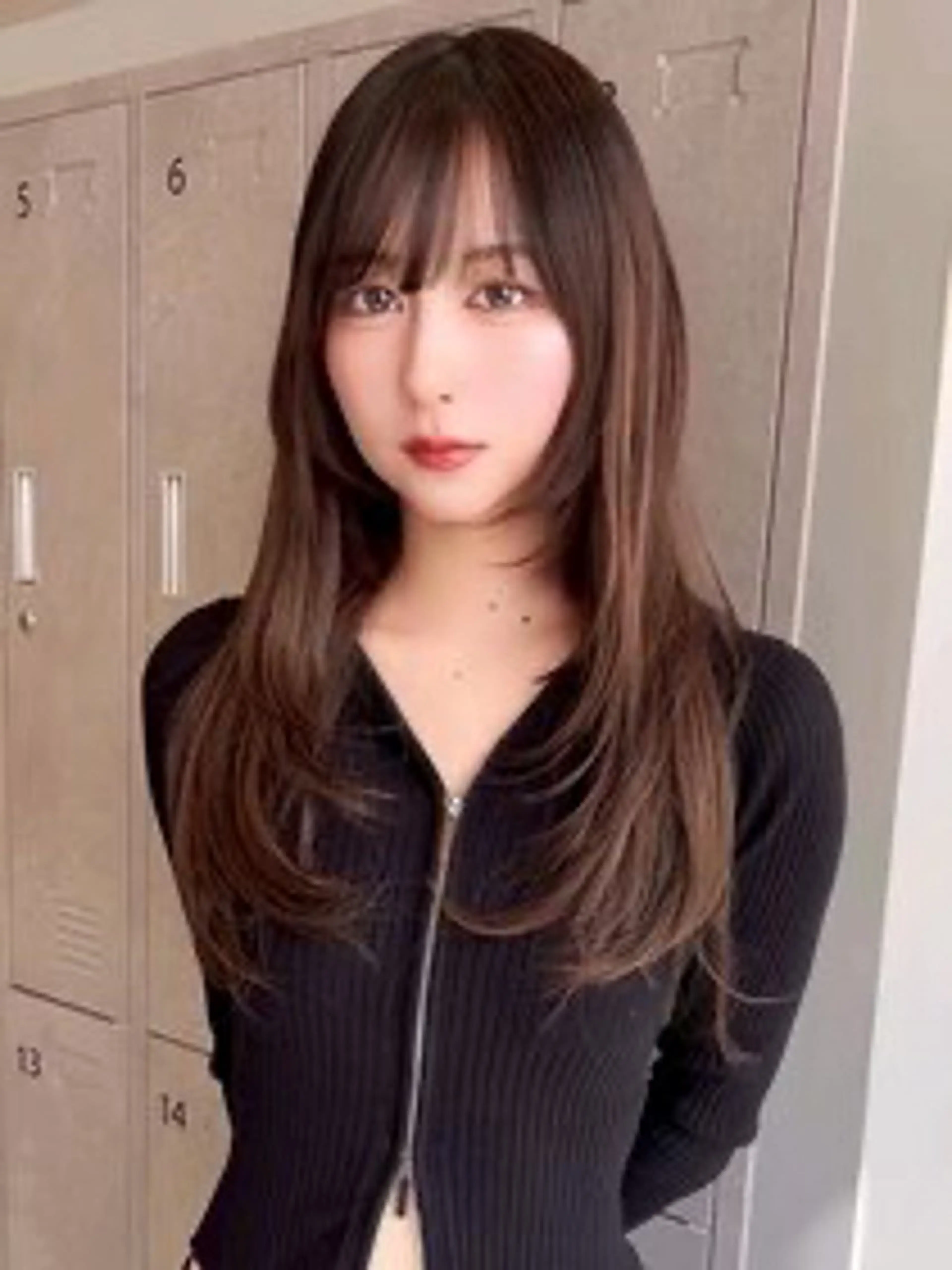 カット＋艶カラーの写真