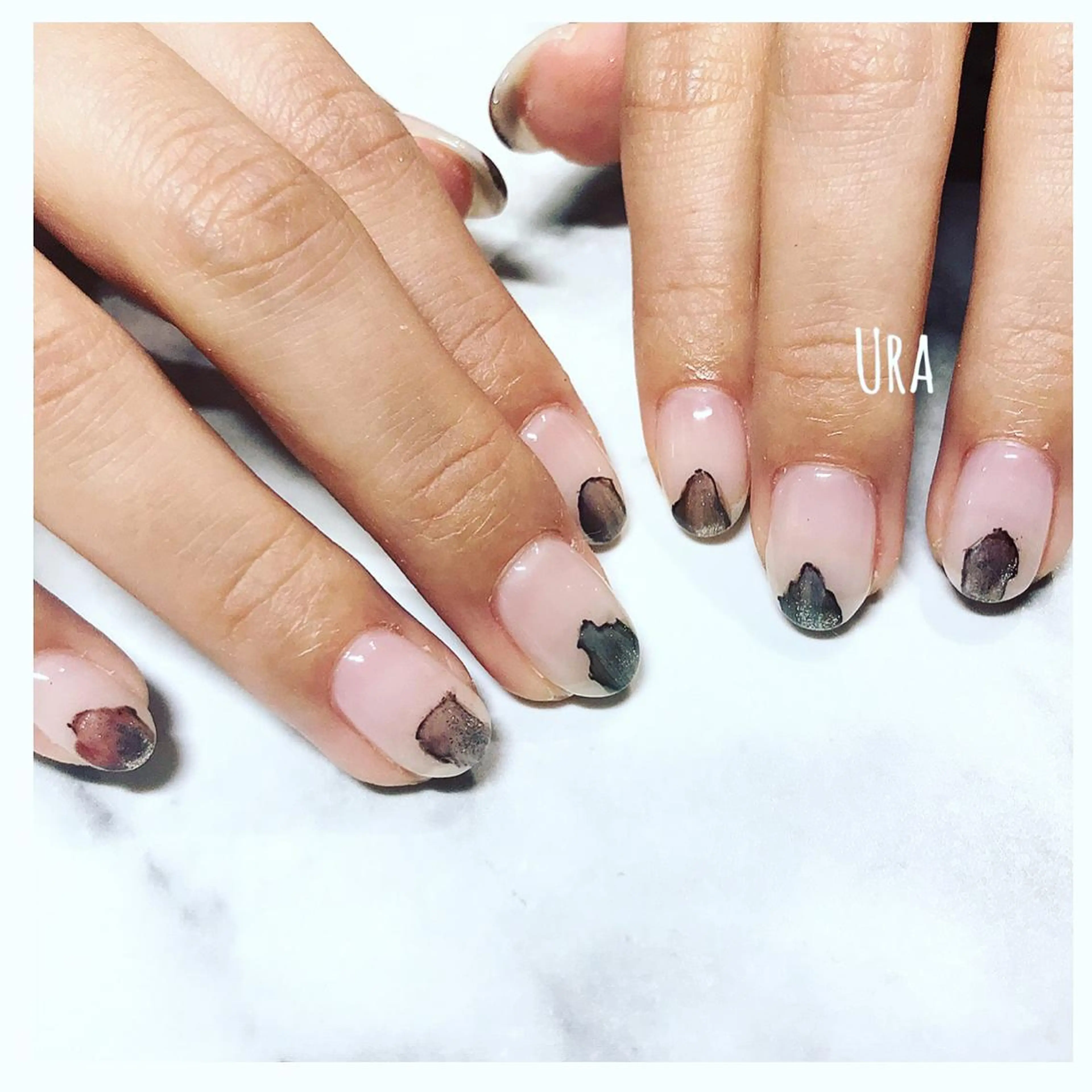 ネイル UrakoNail 《nail》のネイルデザイン