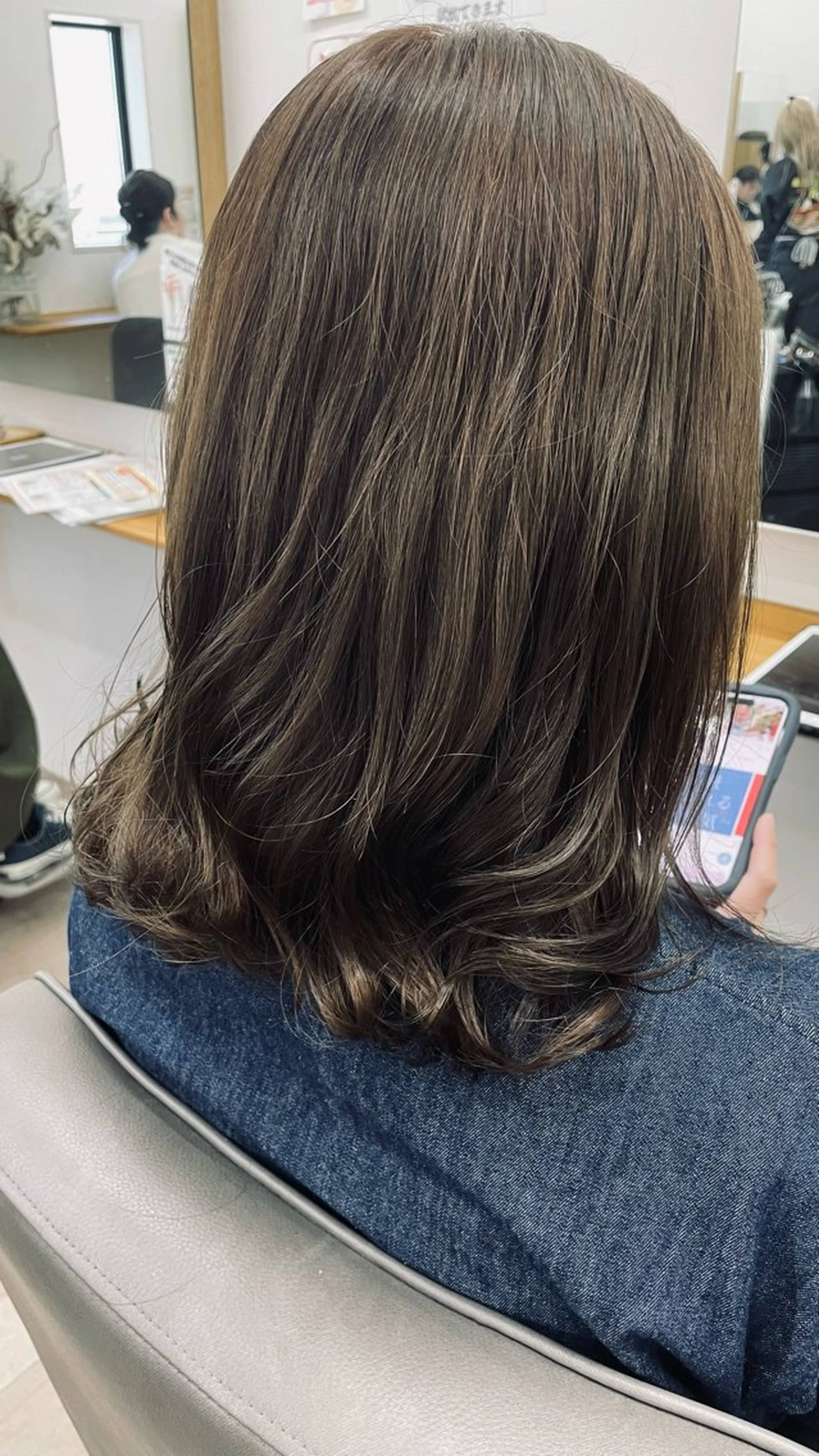 ミディアム カラー ブリーチ ブリーチなしカラー 縣 空のヘアスタイル